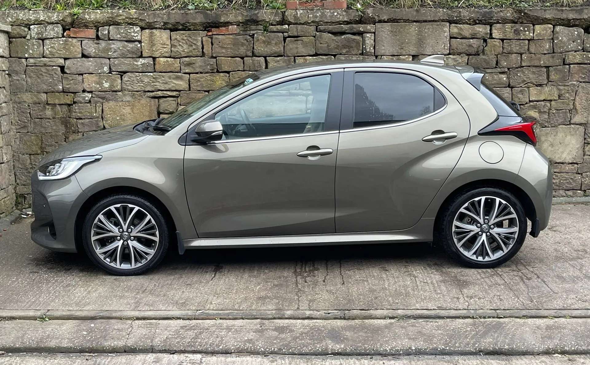 2023 TOYOTA YARIS 2023 TOYOTA YARIS