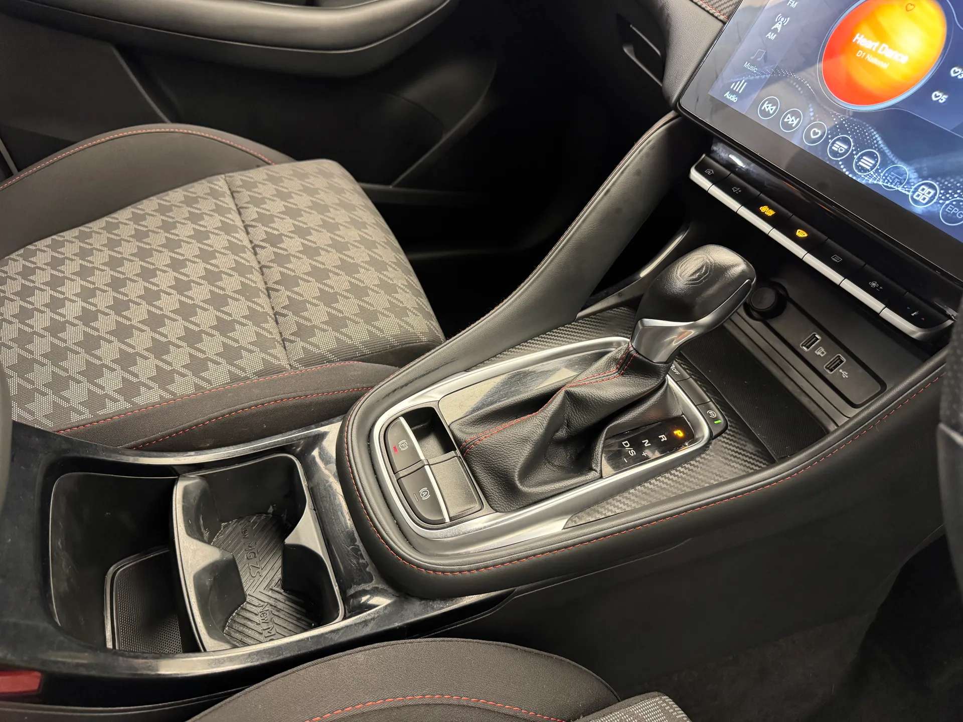 2023 MG ZS 2023 MG ZS