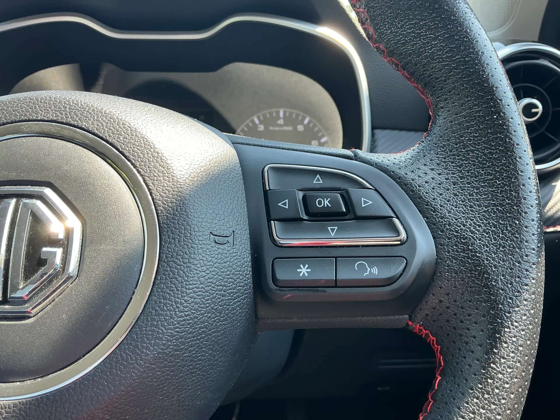 2023 MG ZS 2023 MG ZS