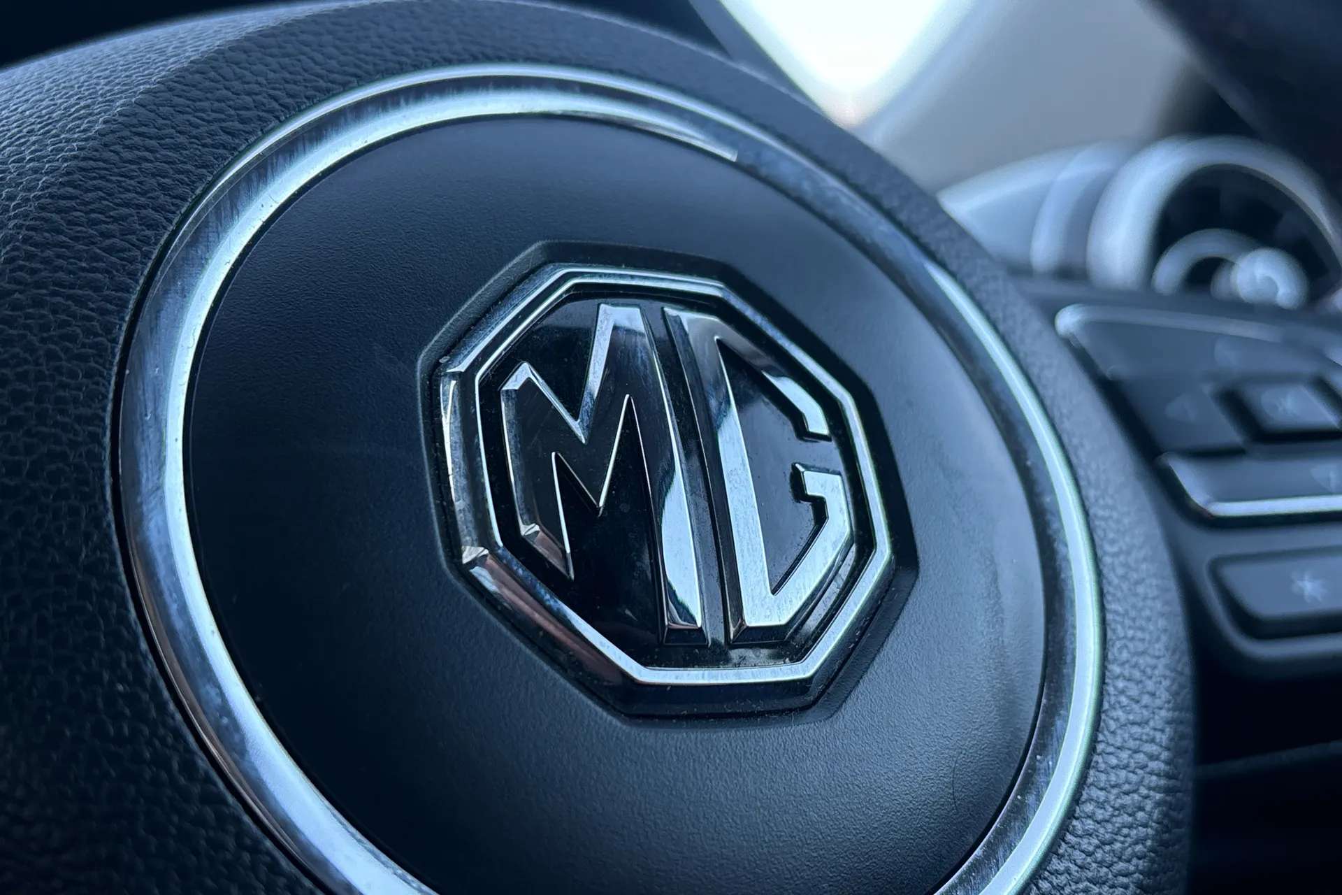 2023 MG MOTOR UK HS 2023 MG MOTOR UK HS