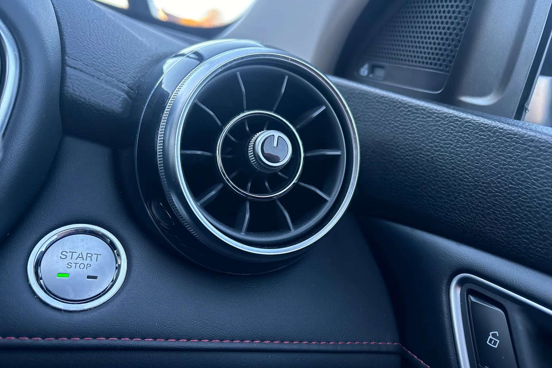 2023 MG MOTOR UK HS 2023 MG MOTOR UK HS