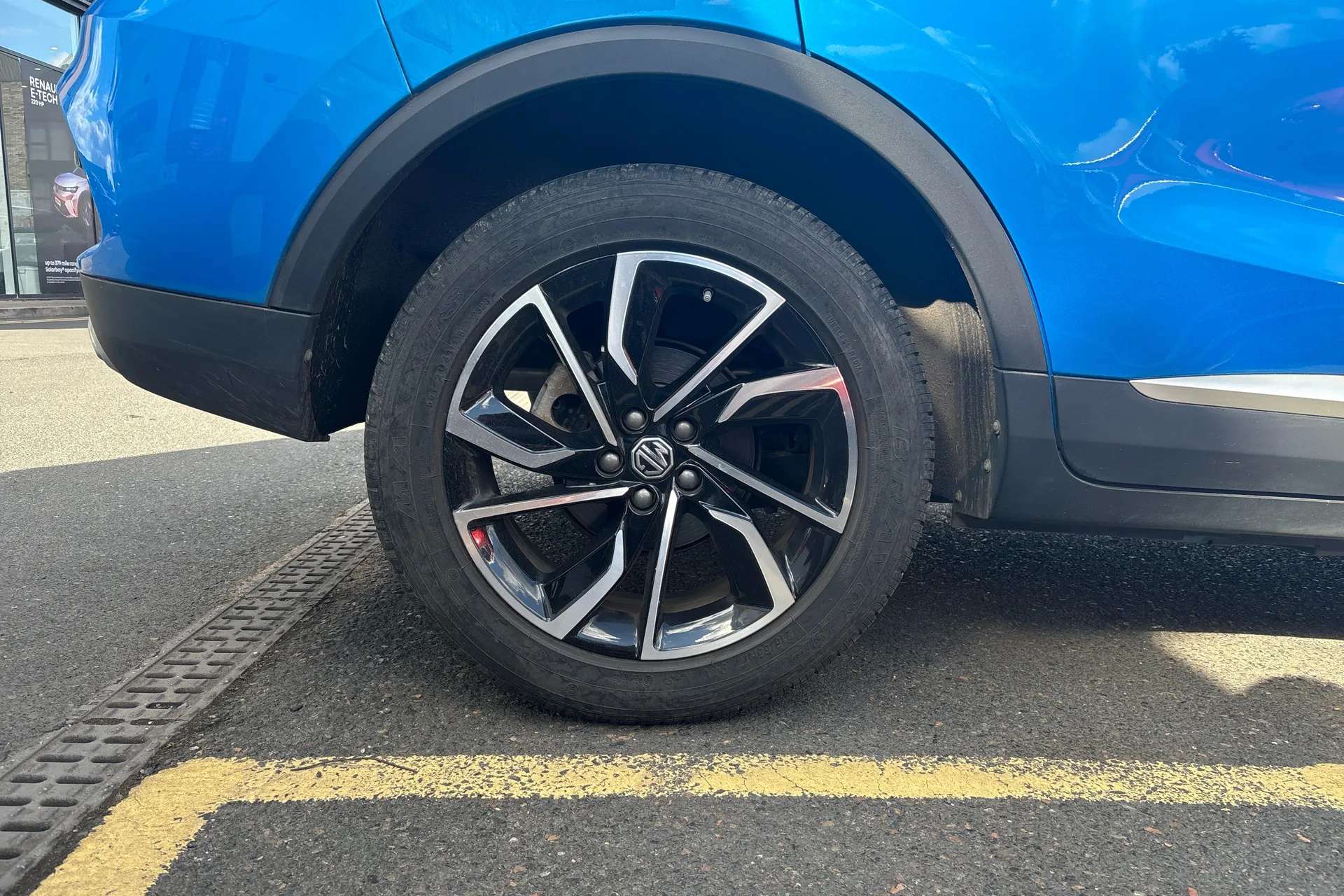 A 2023 MG ZS 1.5 VTi-TECH Exclusive 5dr A 2023 MG ZS 1.5 VTi-TECH Exclusive 5dr