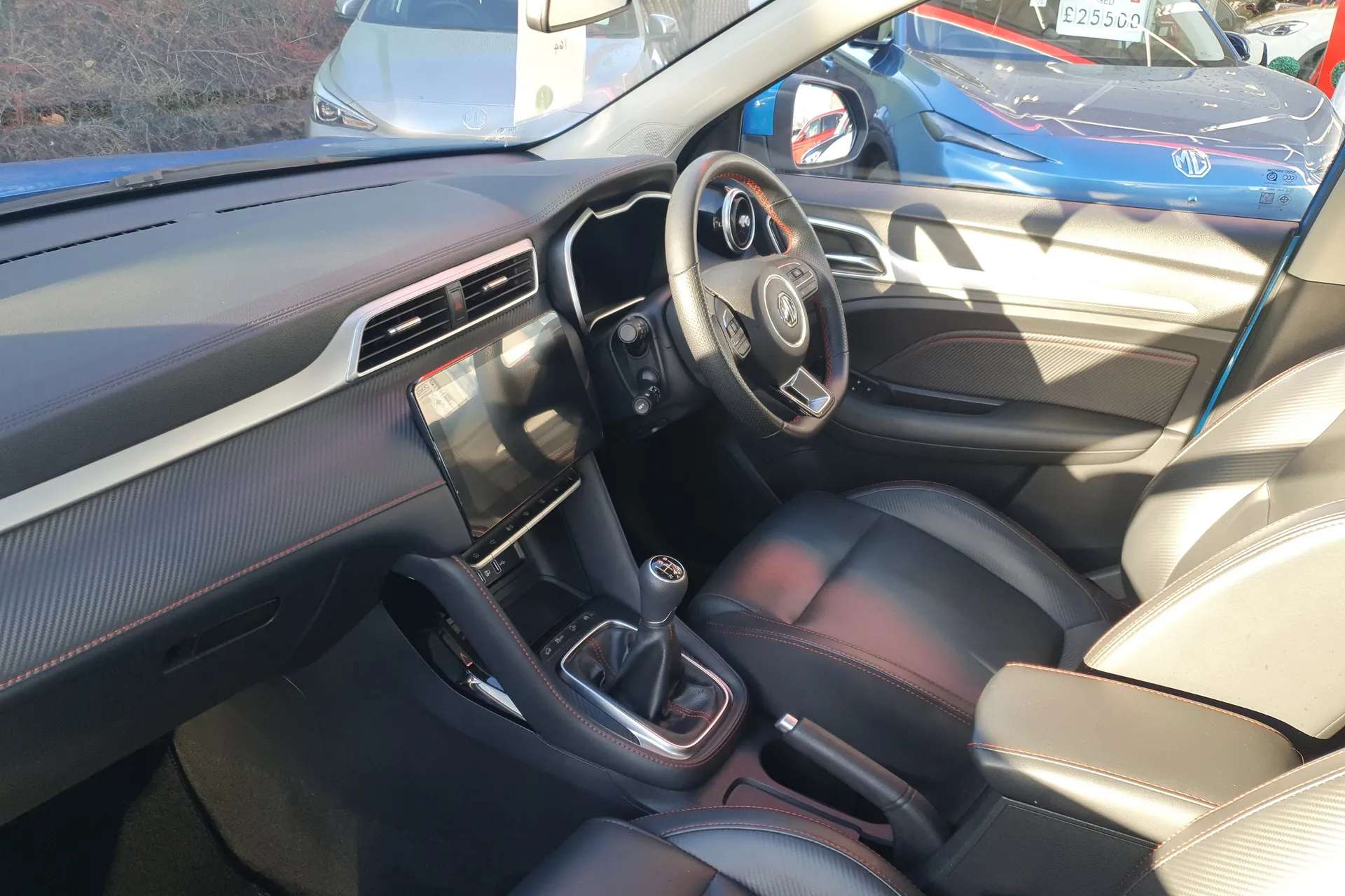 A 2022 MG MOTOR UK ZS 1.5 VTi-TECH Exclusive 5dr A 2022 MG MOTOR UK ZS 1.5 VTi-TECH Exclusive 5dr