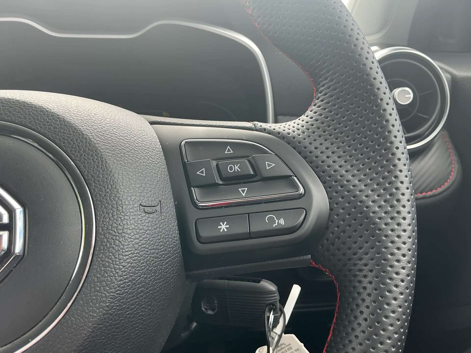 2023 MG ZS 2023 MG ZS