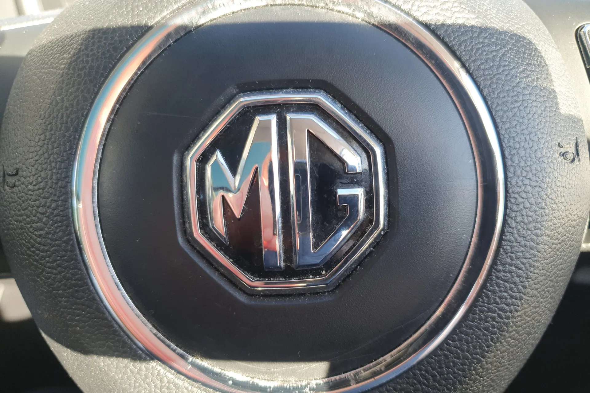 2022 MG HS 2022 MG HS