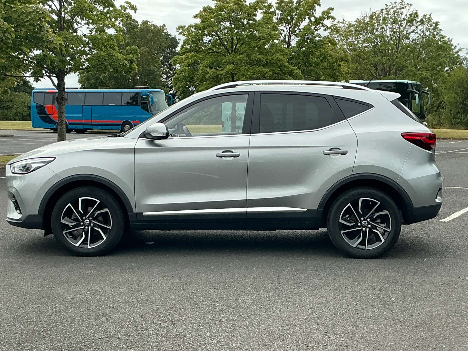 2023 MG ZS 2023 MG ZS