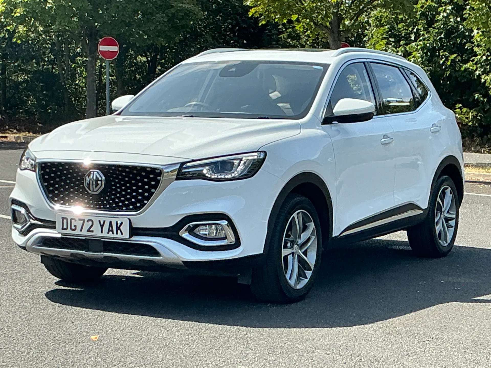 A 2022 MG HS 1.5 T-GDI Exclusive 5dr A 2022 MG HS 1.5 T-GDI Exclusive 5dr