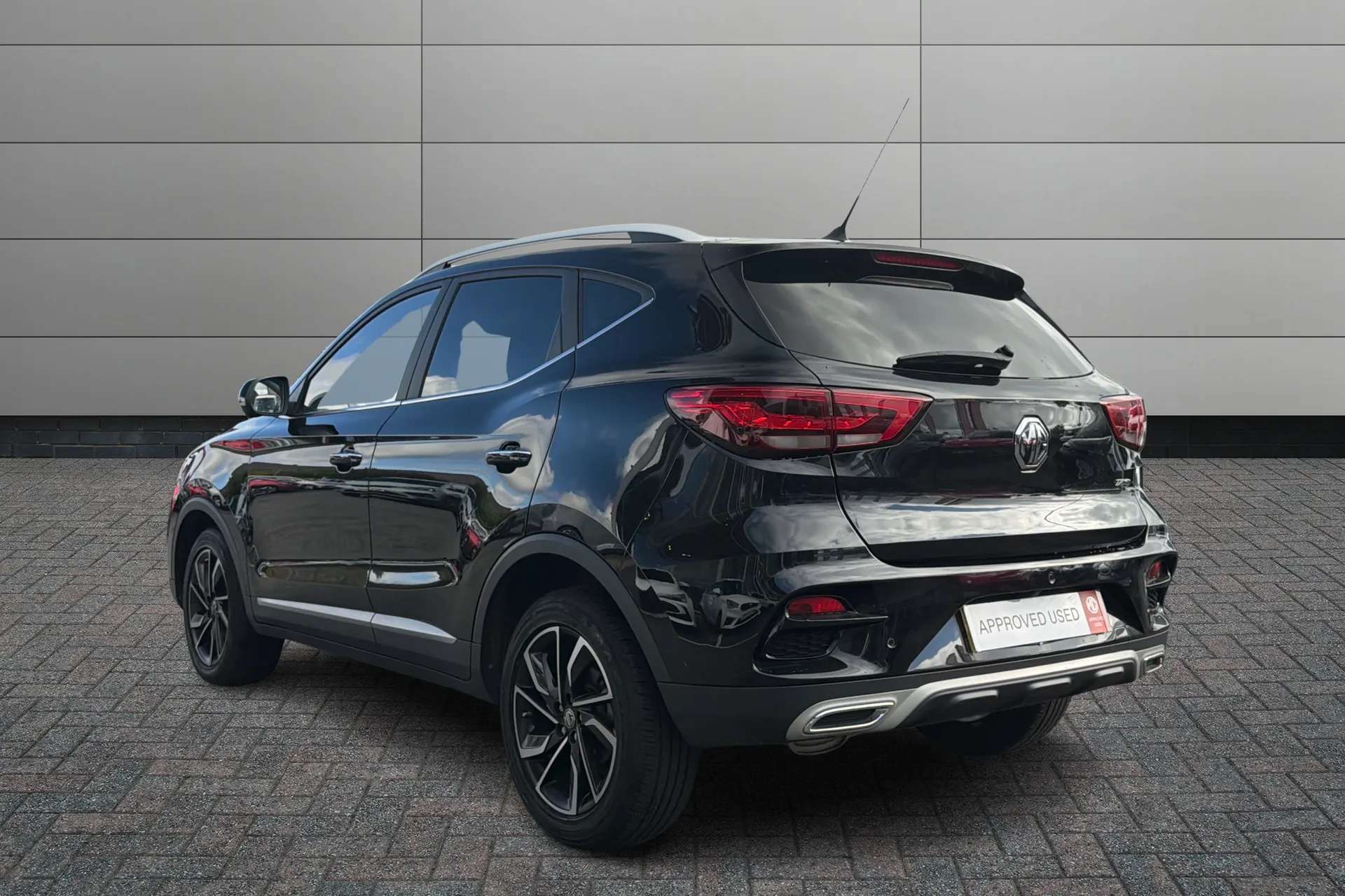 A 2023 MG ZS 1.5 VTi-TECH Exclusive 5dr A 2023 MG ZS 1.5 VTi-TECH Exclusive 5dr
