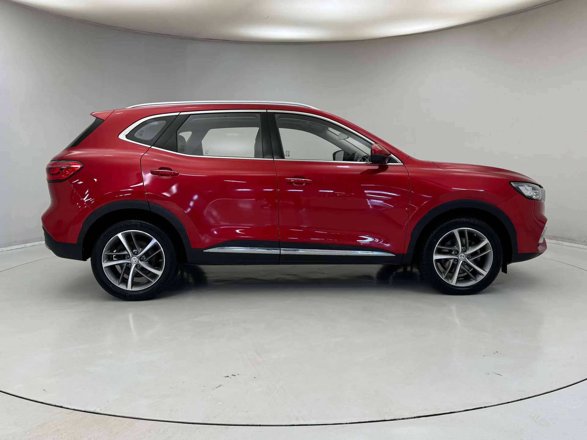 A 2022 MG MOTOR UK HS 1.5 T-GDI Exclusive 5dr ðSpacious SUV | Great Specð A 2022 MG MOTOR UK HS 1.5 T-GDI Exclusive 5dr ðSpacious SUV | Great Specð