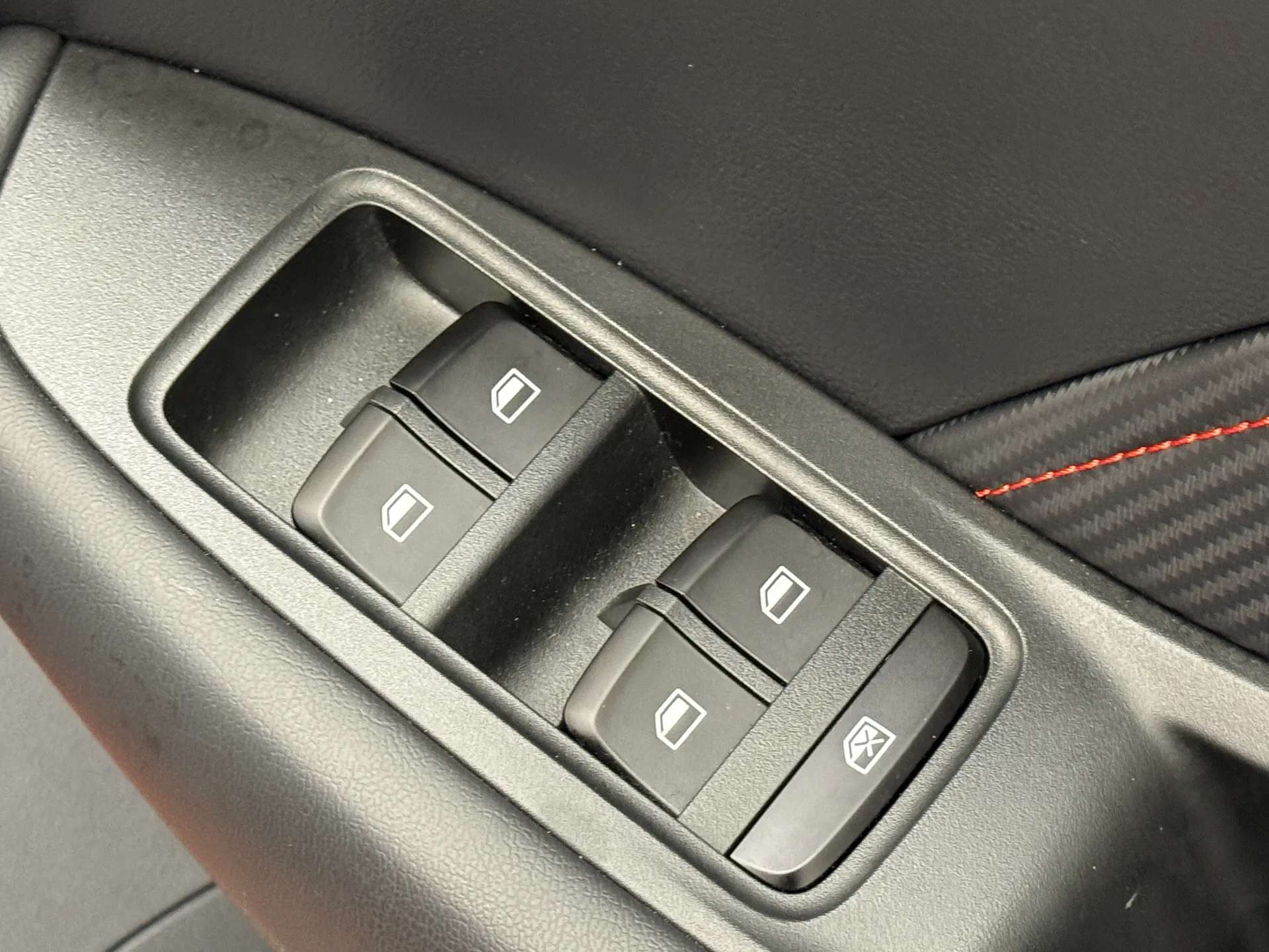 2024 MG MOTOR UK ZS 2024 MG MOTOR UK ZS