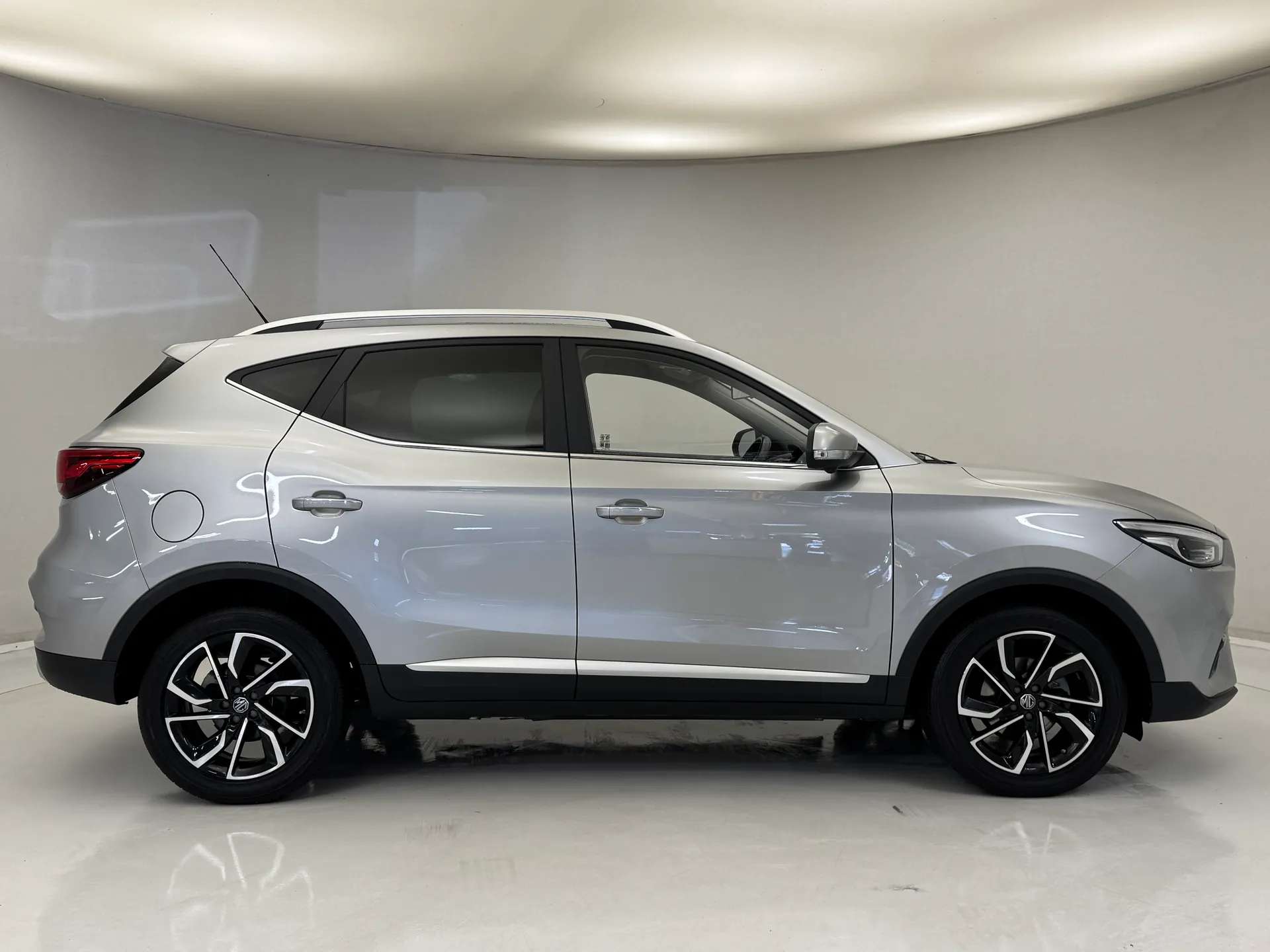 2023 MG ZS 2023 MG ZS