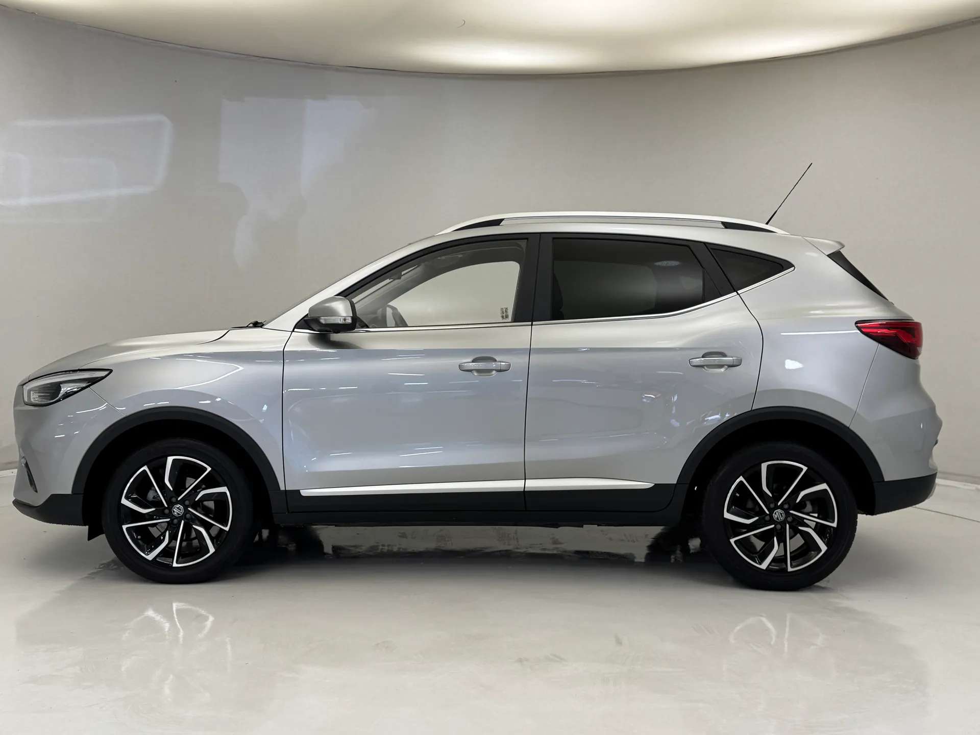 2023 MG ZS 2023 MG ZS