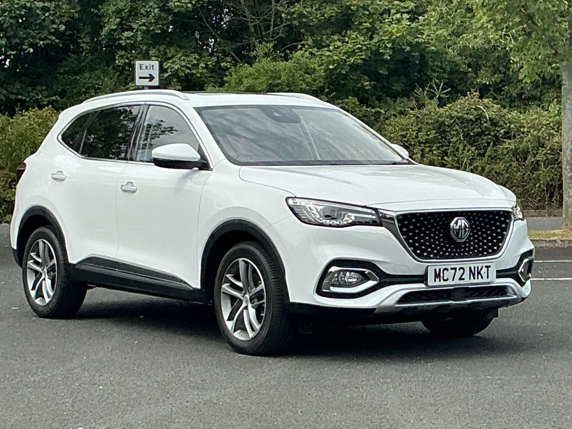 A 2023 MG HS 1.5 T-GDI Exclusive 5dr A 2023 MG HS 1.5 T-GDI Exclusive 5dr