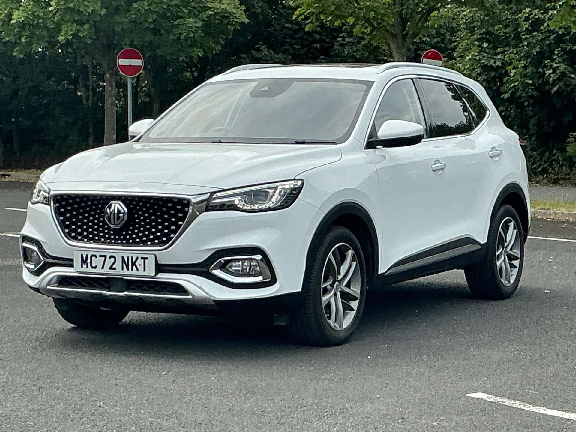 A 2023 MG HS 1.5 T-GDI Exclusive 5dr A 2023 MG HS 1.5 T-GDI Exclusive 5dr