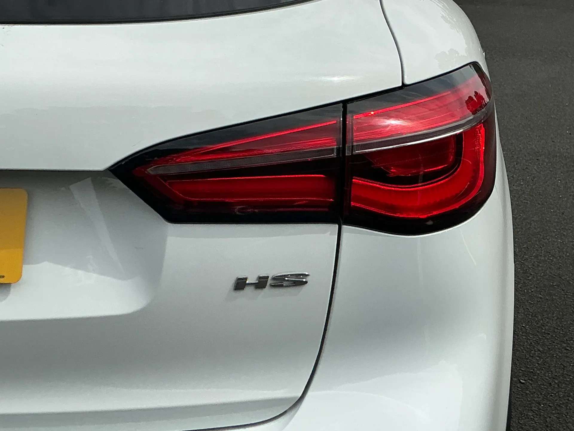 2023 MG HS 2023 MG HS