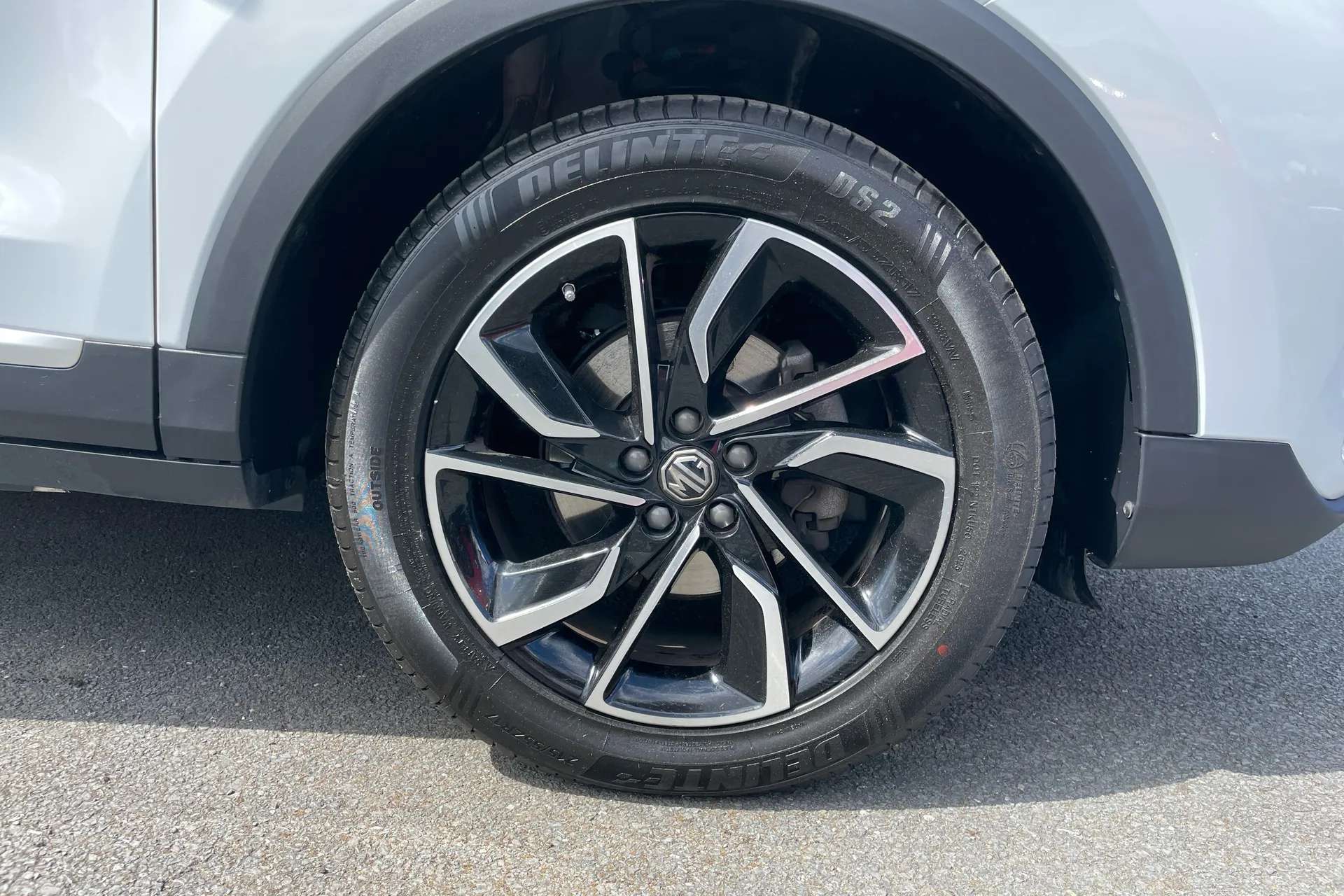 A 2023 MG ZS 1.5 VTi-TECH Exclusive 5dr A 2023 MG ZS 1.5 VTi-TECH Exclusive 5dr
