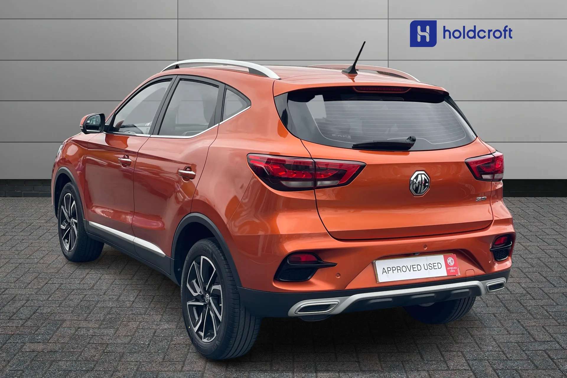 A 2022 MG MOTOR UK ZS 1.5 VTi-TECH Exclusive 5dr A 2022 MG MOTOR UK ZS 1.5 VTi-TECH Exclusive 5dr