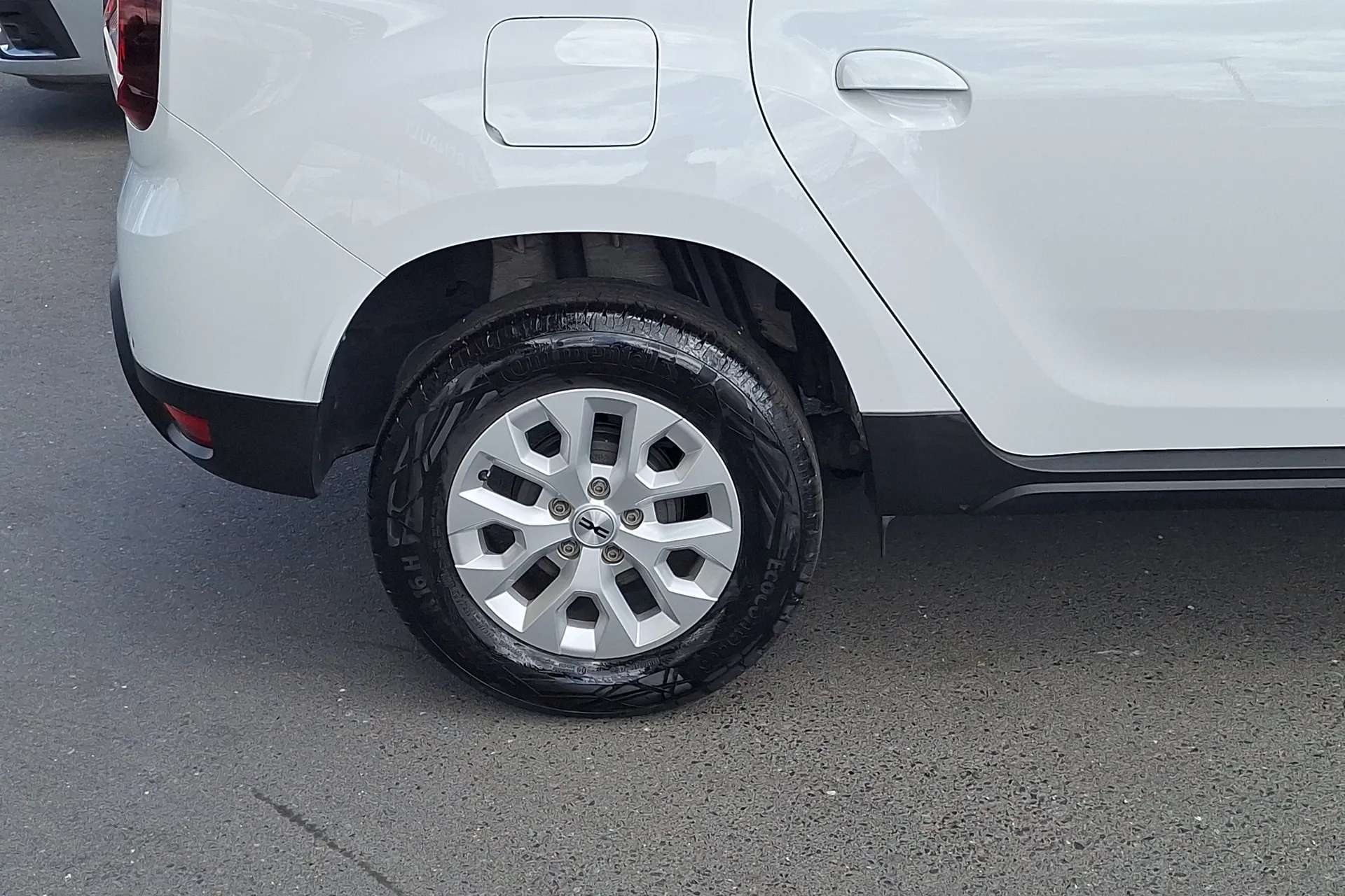 A 2023 DACIA DUSTER 1.3 TCe 130 Expression 5dr A 2023 DACIA DUSTER 1.3 TCe 130 Expression 5dr