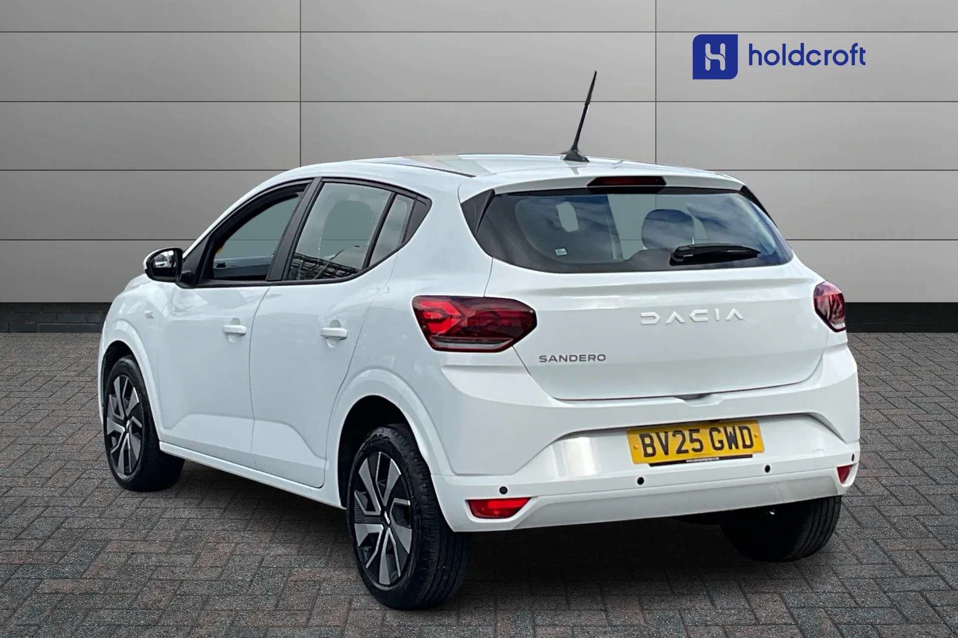A 2025 DACIA SANDERO 1.0 Tce Expression 5dr A 2025 DACIA SANDERO 1.0 Tce Expression 5dr