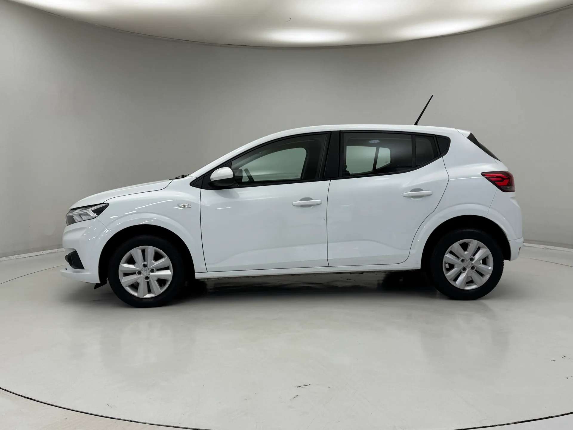 A 2023 DACIA SANDERO 1.0 Tce Expression 5dr A 2023 DACIA SANDERO 1.0 Tce Expression 5dr