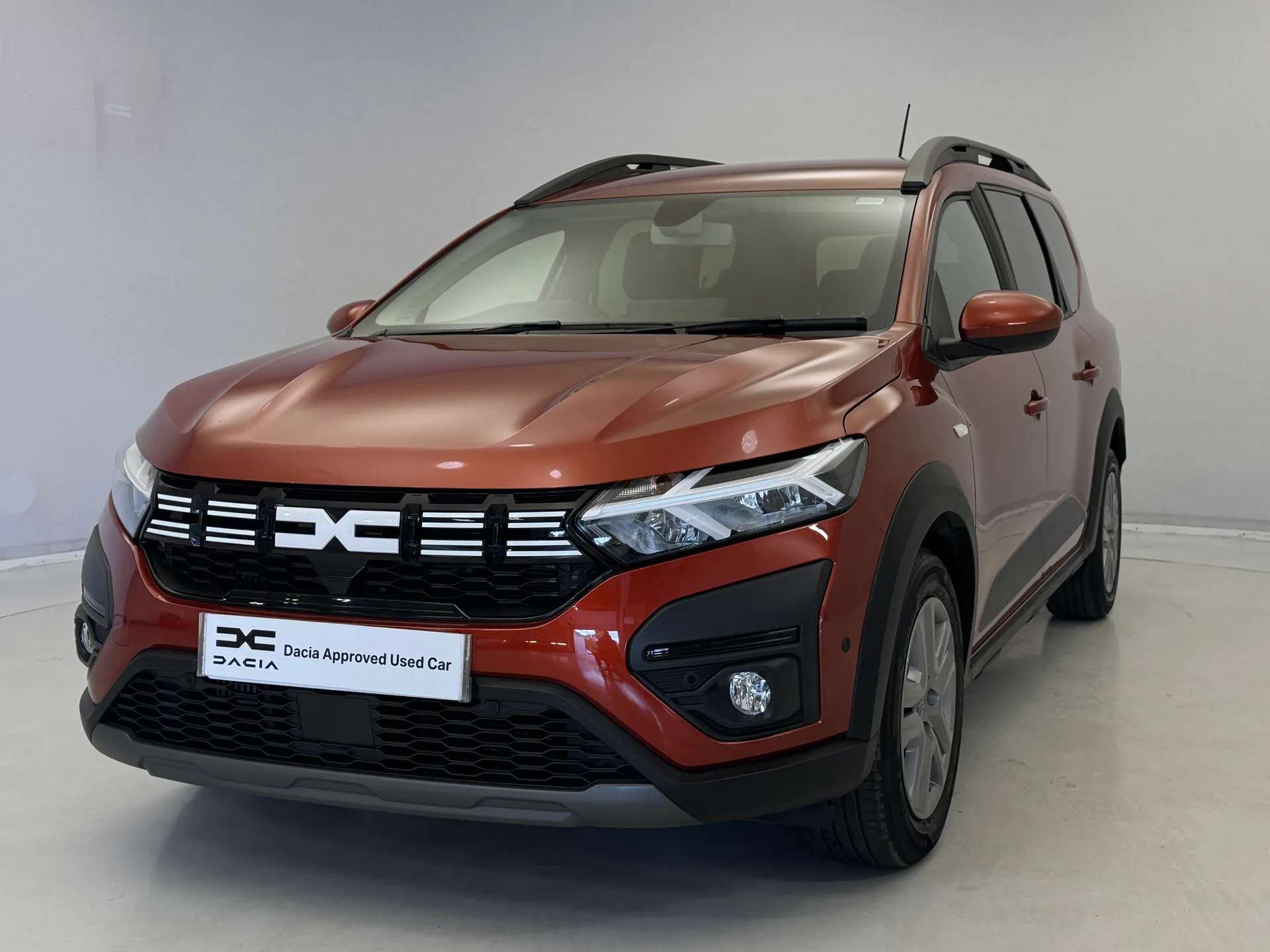 A 2023 DACIA JOGGER 1.0 TCe Expression 5dr A 2023 DACIA JOGGER 1.0 TCe Expression 5dr