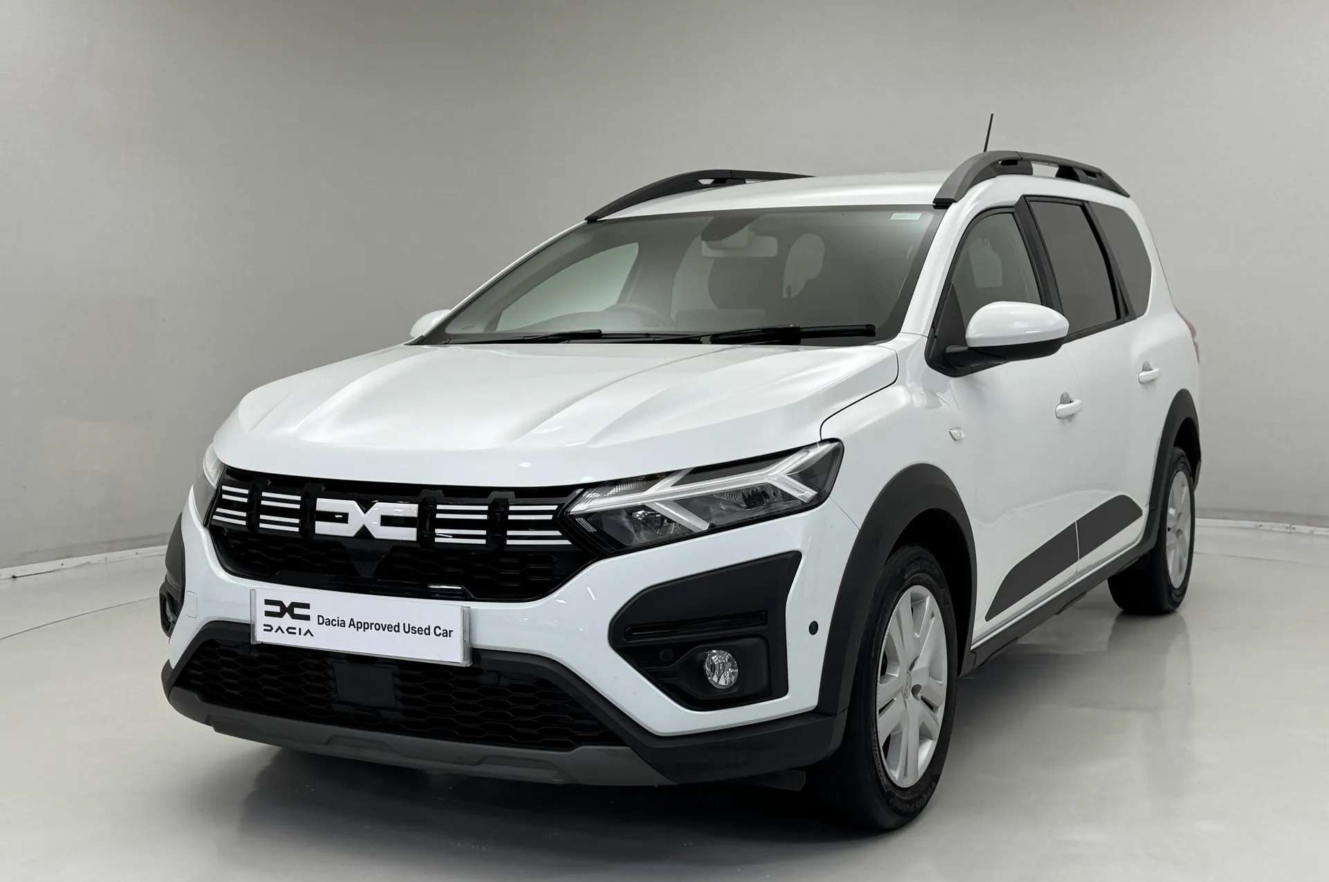 A 2023 DACIA JOGGER 1.0 TCe Expression 5dr A 2023 DACIA JOGGER 1.0 TCe Expression 5dr