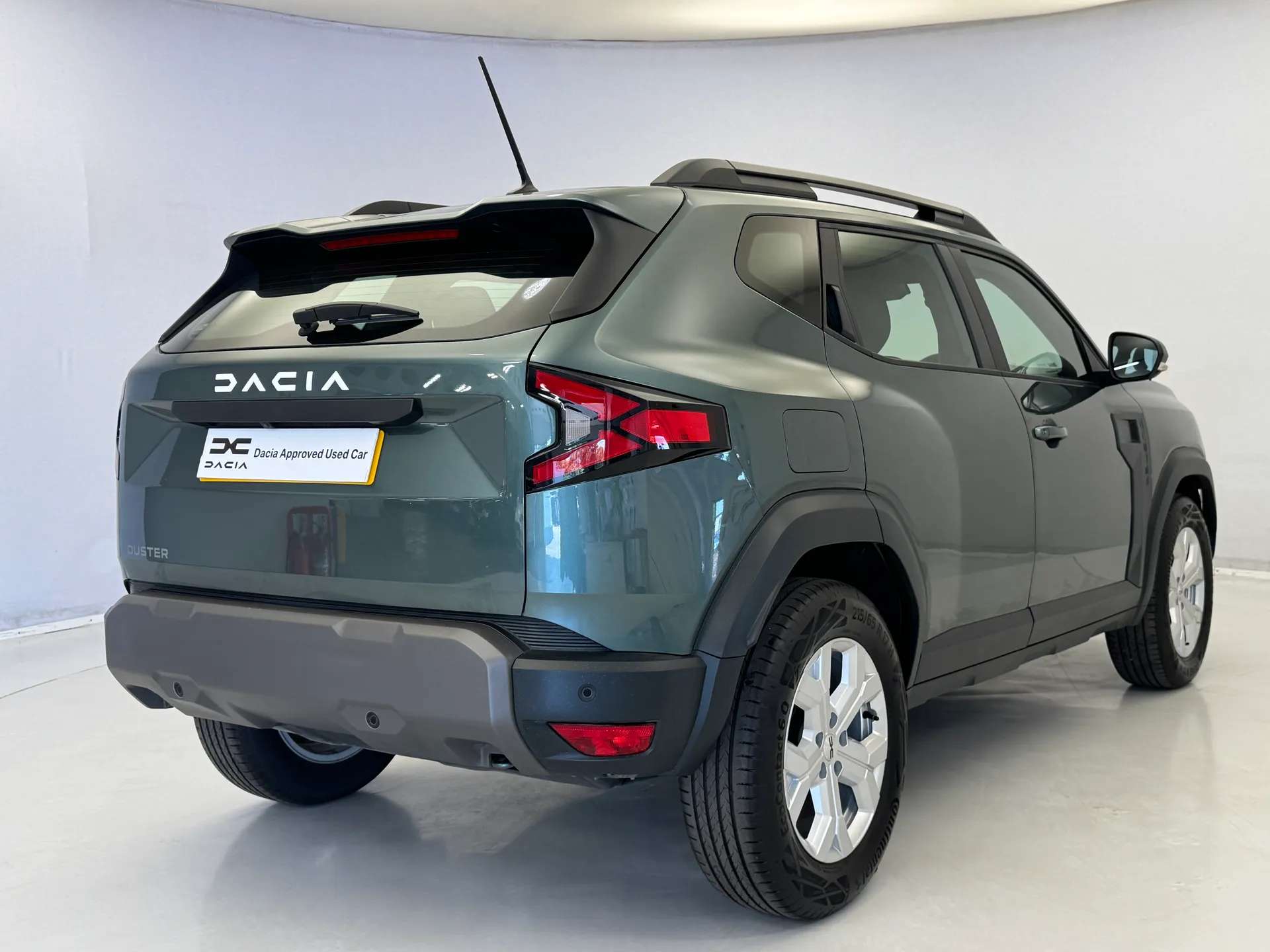 A 2026 DACIA DUSTER 1.2 TCe Mild Hybrid 140 Expression 5dr A 2026 DACIA DUSTER 1.2 TCe Mild Hybrid 140 Expression 5dr
