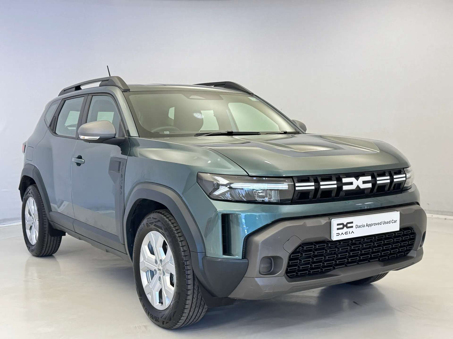A 2026 DACIA DUSTER 1.2 TCe Mild Hybrid 140 Expression 5dr A 2026 DACIA DUSTER 1.2 TCe Mild Hybrid 140 Expression 5dr