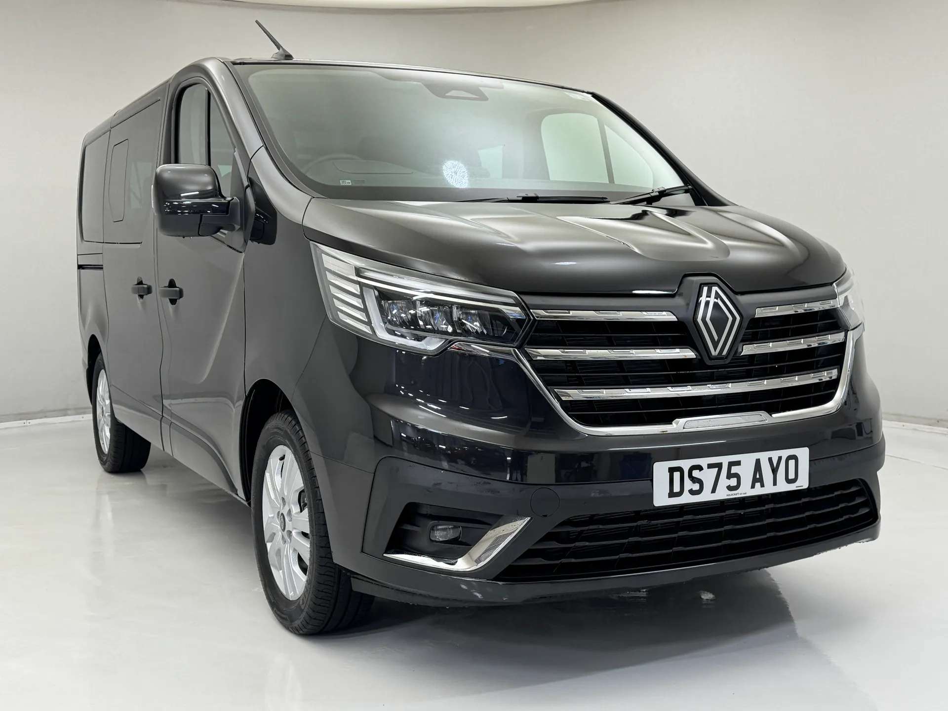 2025 RENAULT TRAFIC 2025 RENAULT TRAFIC