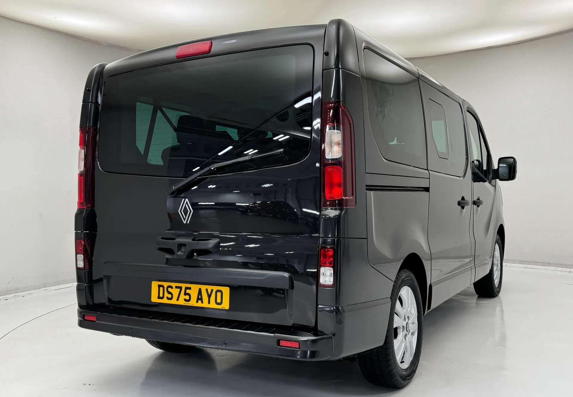 2025 RENAULT TRAFIC 2025 RENAULT TRAFIC