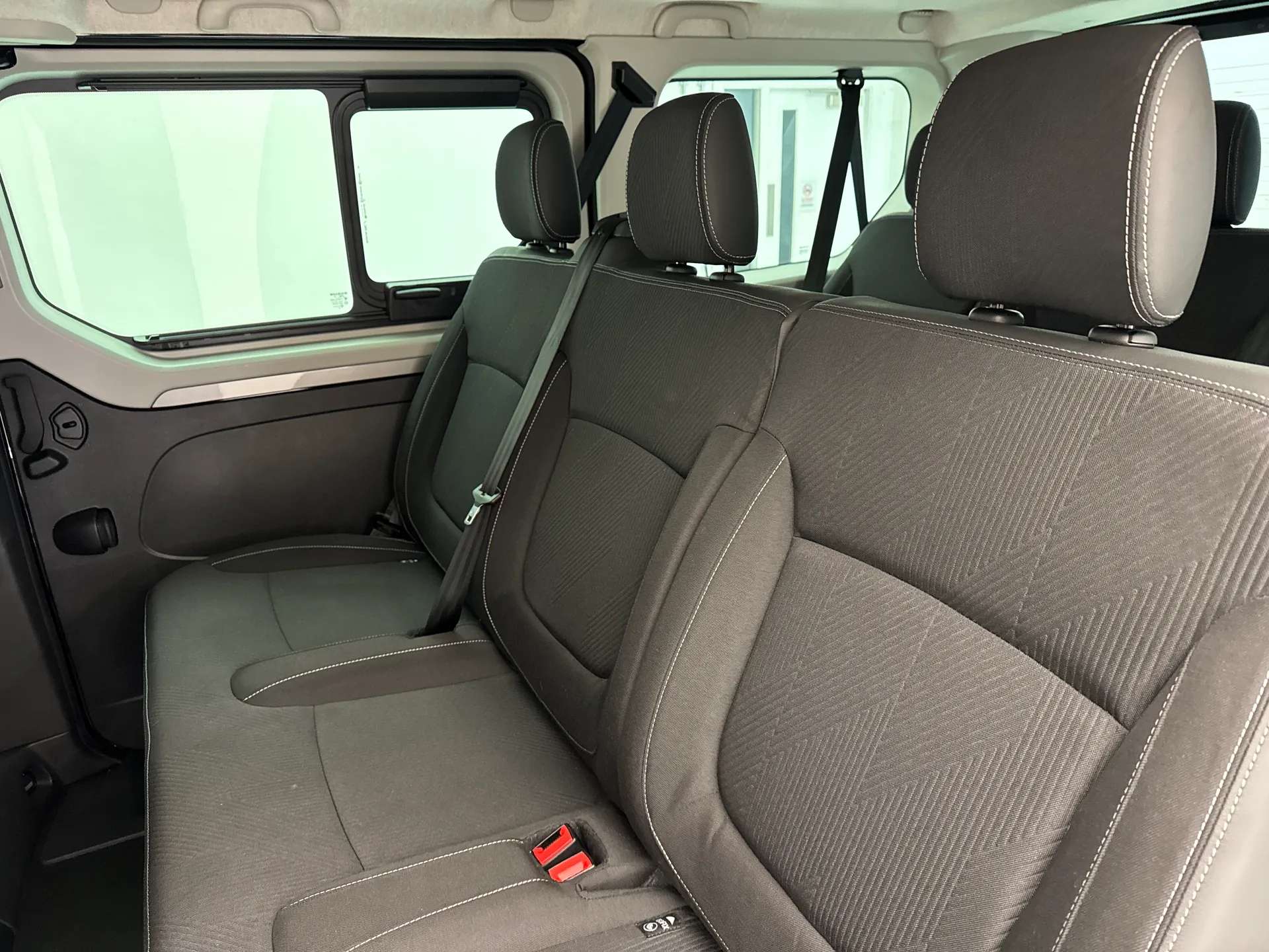 2025 RENAULT TRAFIC 2025 RENAULT TRAFIC