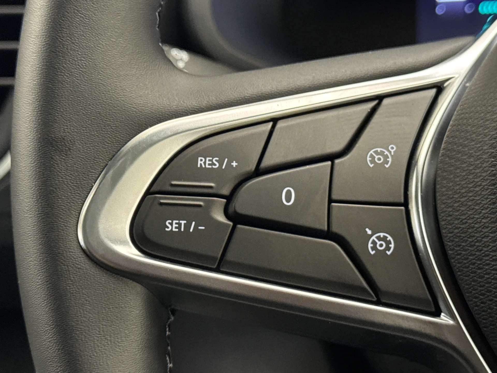 2025 RENAULT TRAFIC 2025 RENAULT TRAFIC