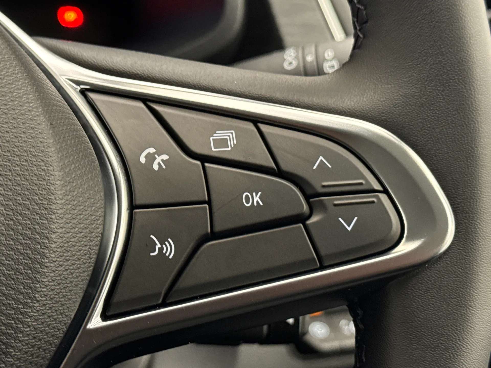 2025 RENAULT TRAFIC 2025 RENAULT TRAFIC