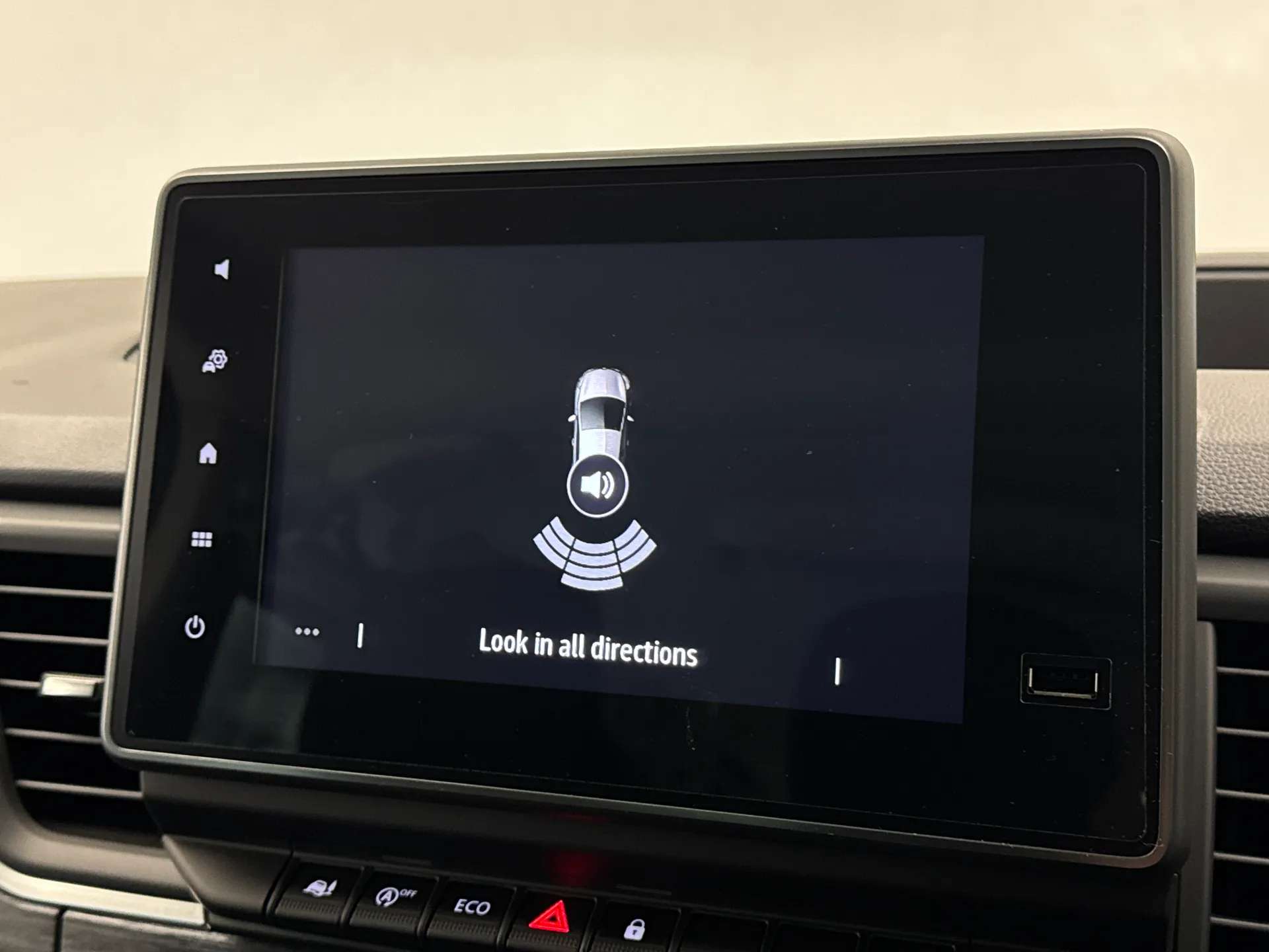 2025 RENAULT TRAFIC 2025 RENAULT TRAFIC