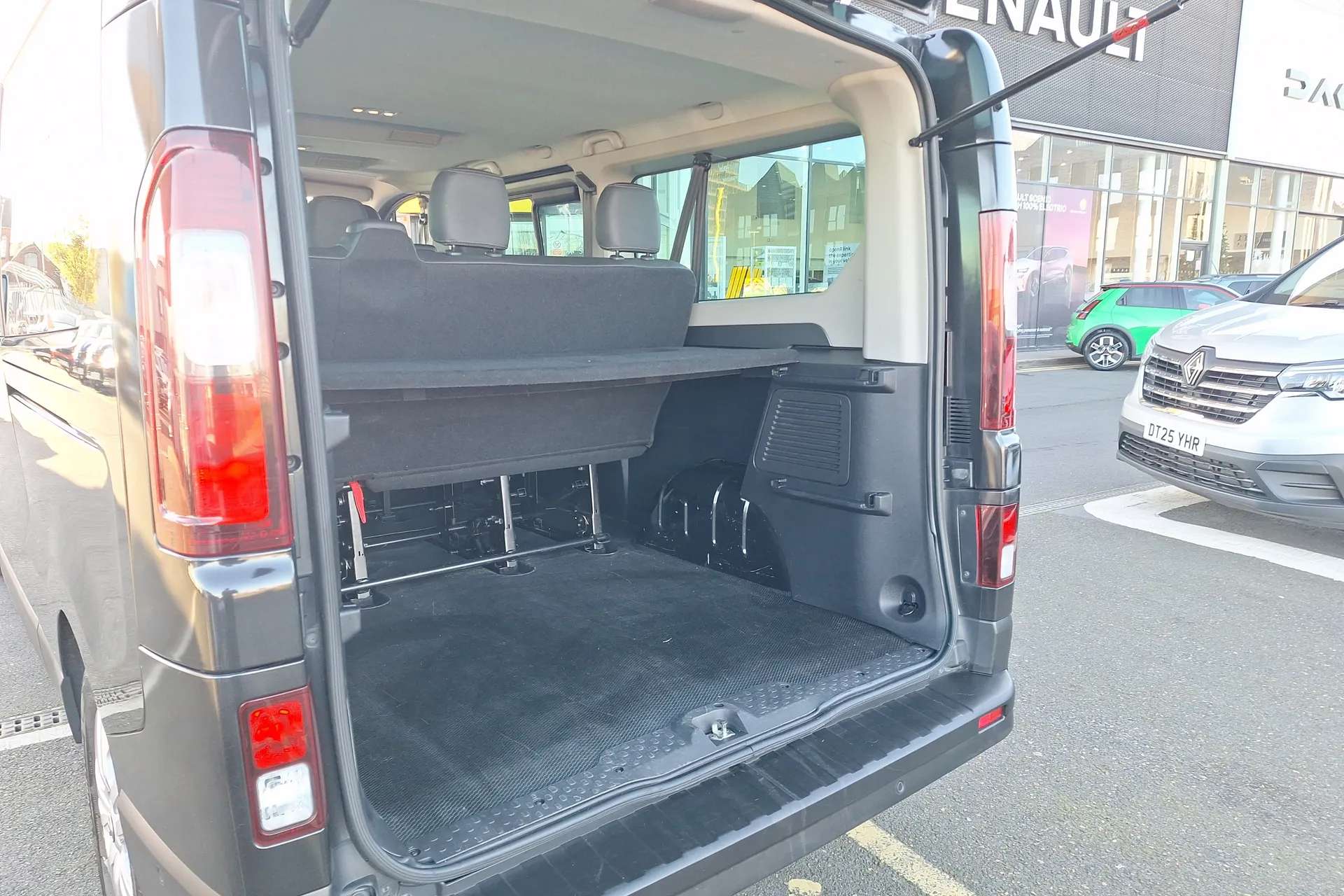 2023 RENAULT TRAFIC 2023 RENAULT TRAFIC