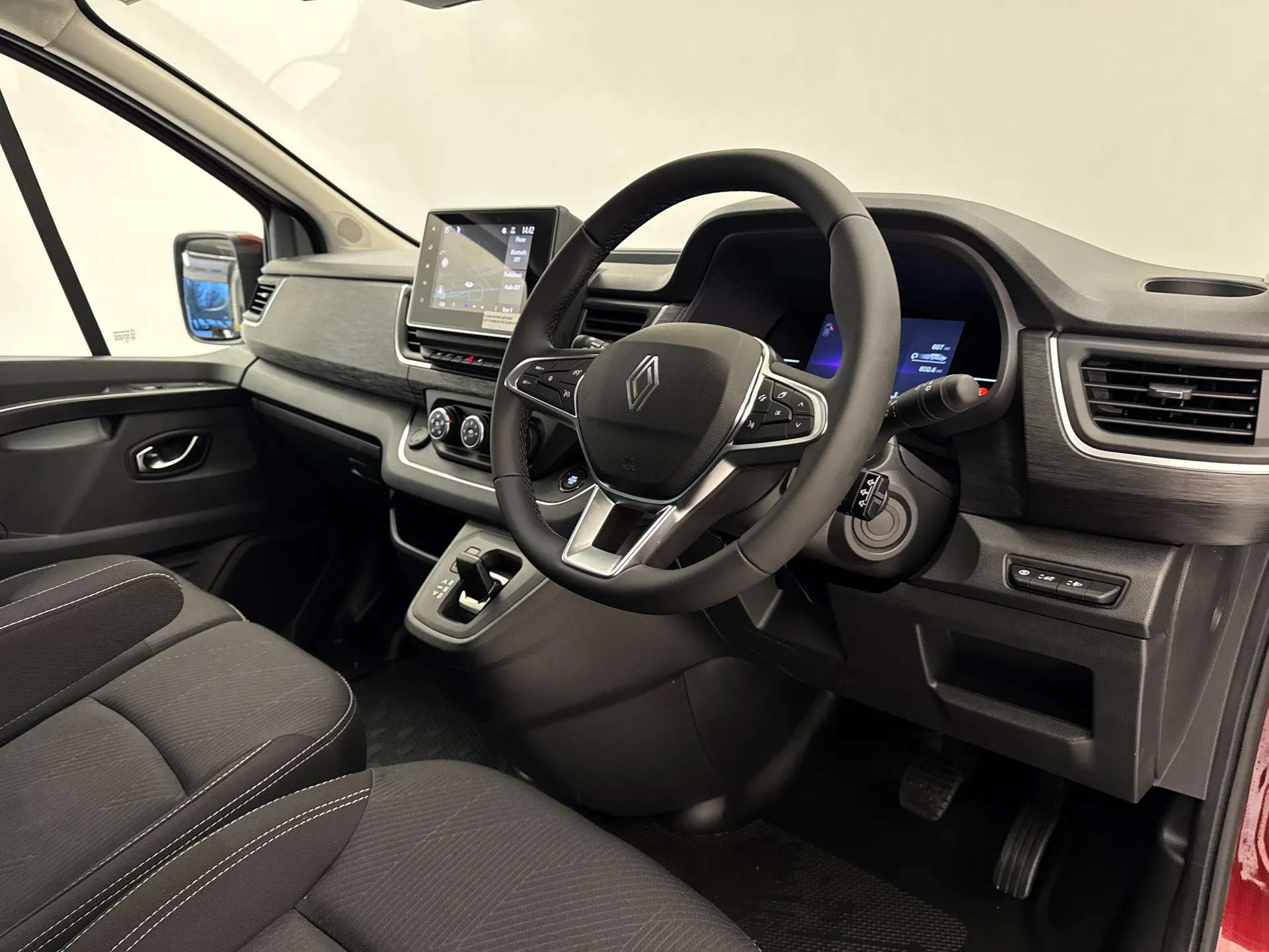 2025 RENAULT TRAFIC SL28 EXTRA BLUE DC 2025 RENAULT TRAFIC SL28 EXTRA BLUE DC