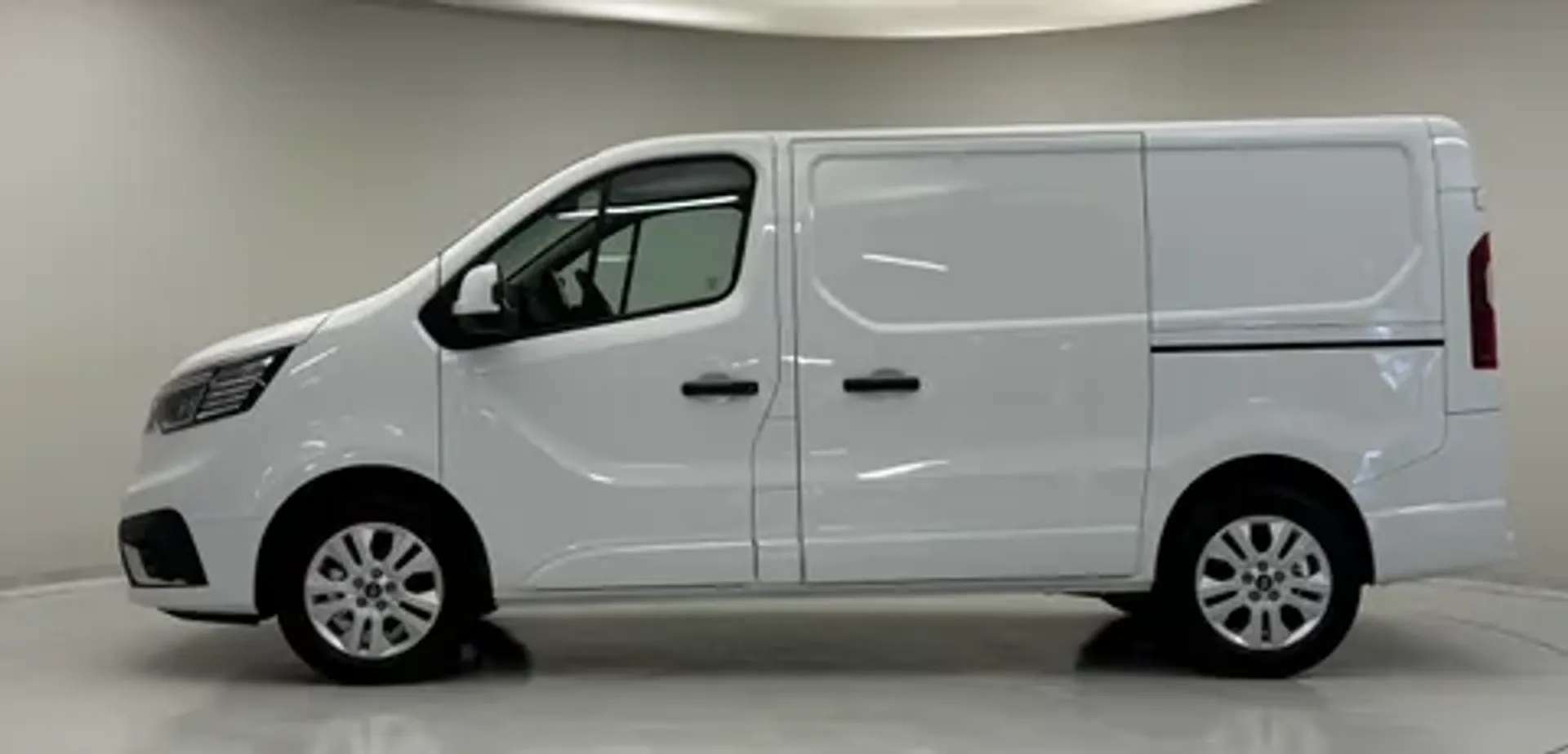 2026 RENAULT TRAFIC 2026 RENAULT TRAFIC