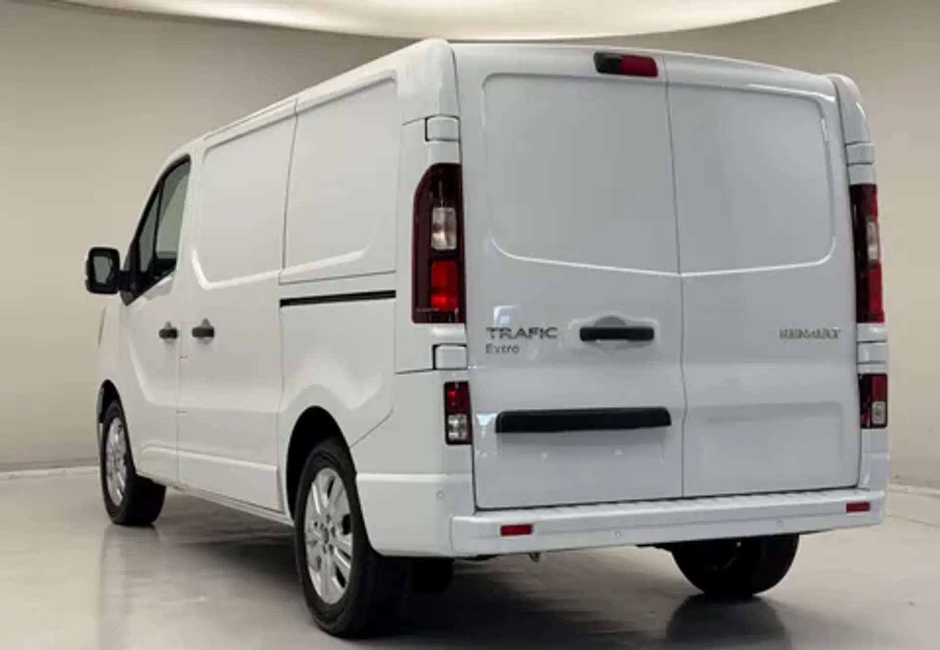 2026 RENAULT TRAFIC 2026 RENAULT TRAFIC