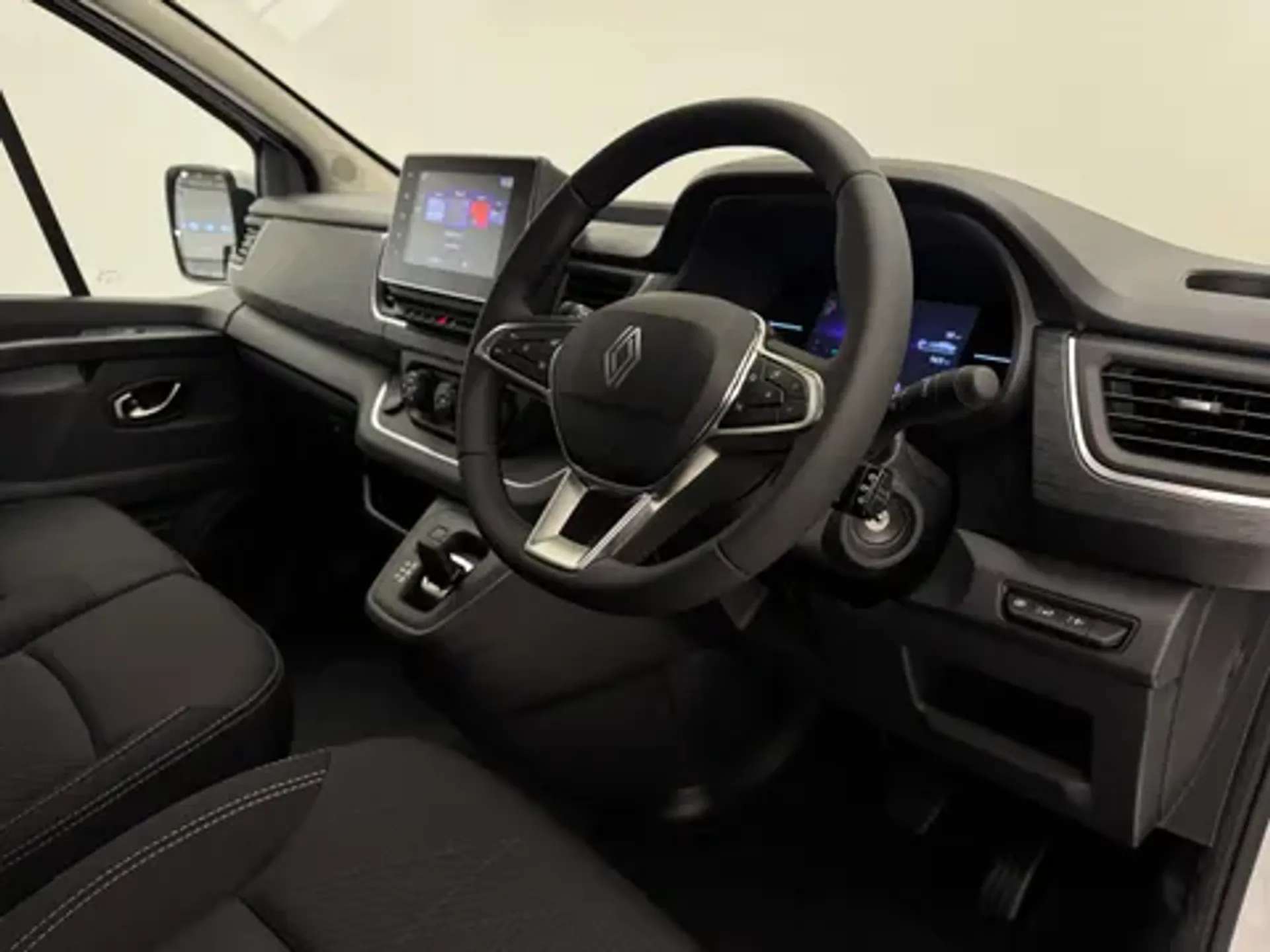2026 RENAULT TRAFIC 2026 RENAULT TRAFIC