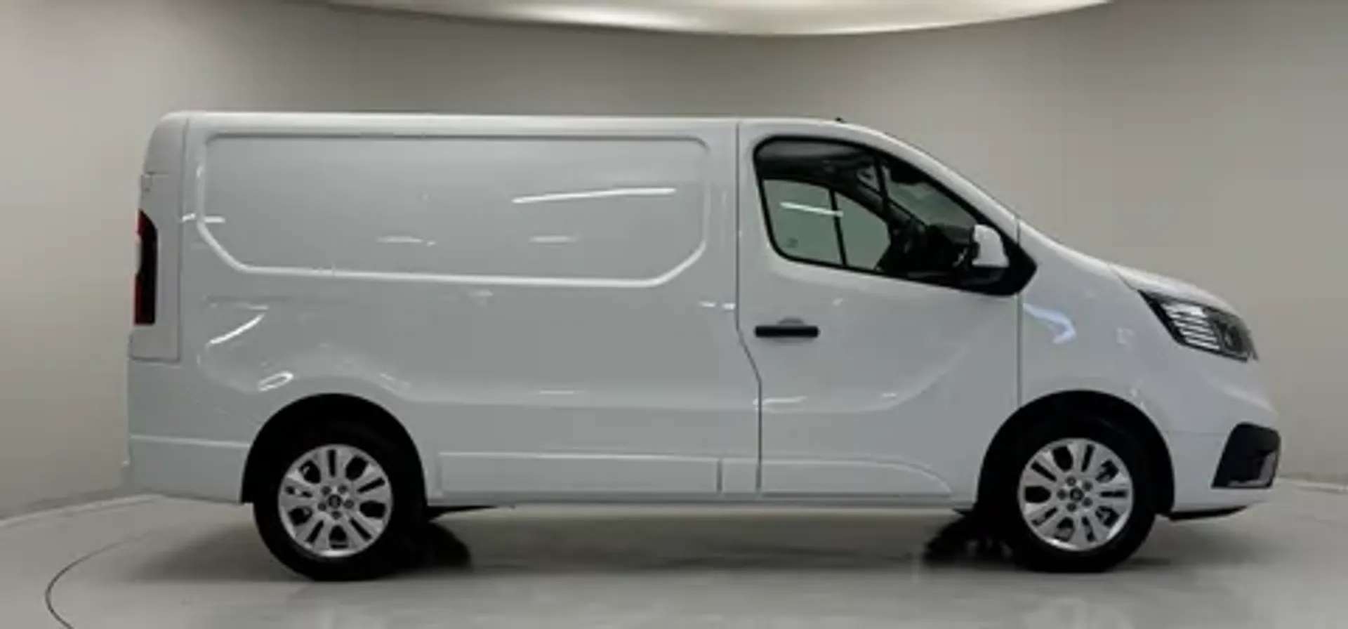 2026 RENAULT TRAFIC 2026 RENAULT TRAFIC