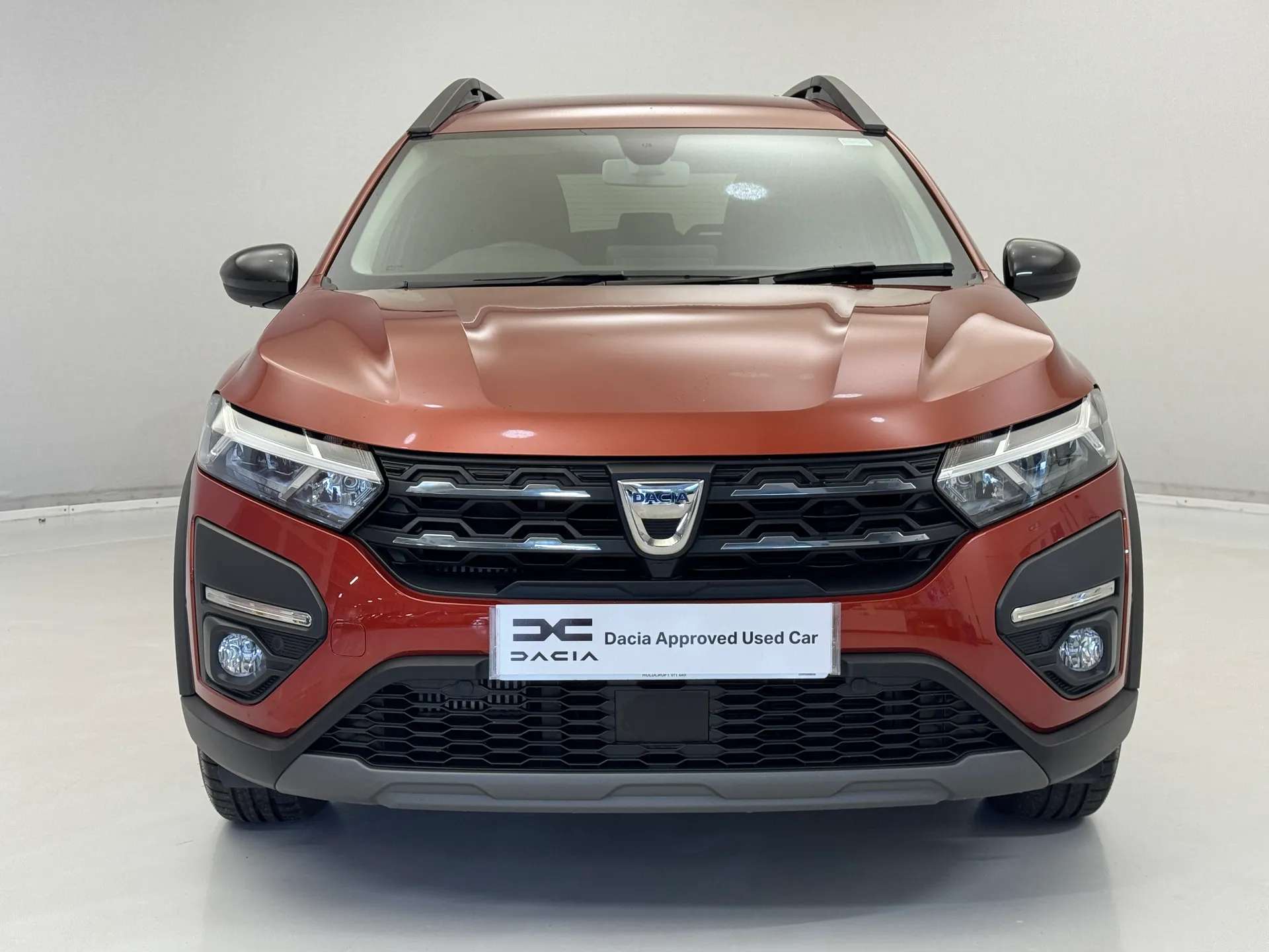 A 2023 DACIA JOGGER 1.0 TCe Extreme SE 5dr A 2023 DACIA JOGGER 1.0 TCe Extreme SE 5dr