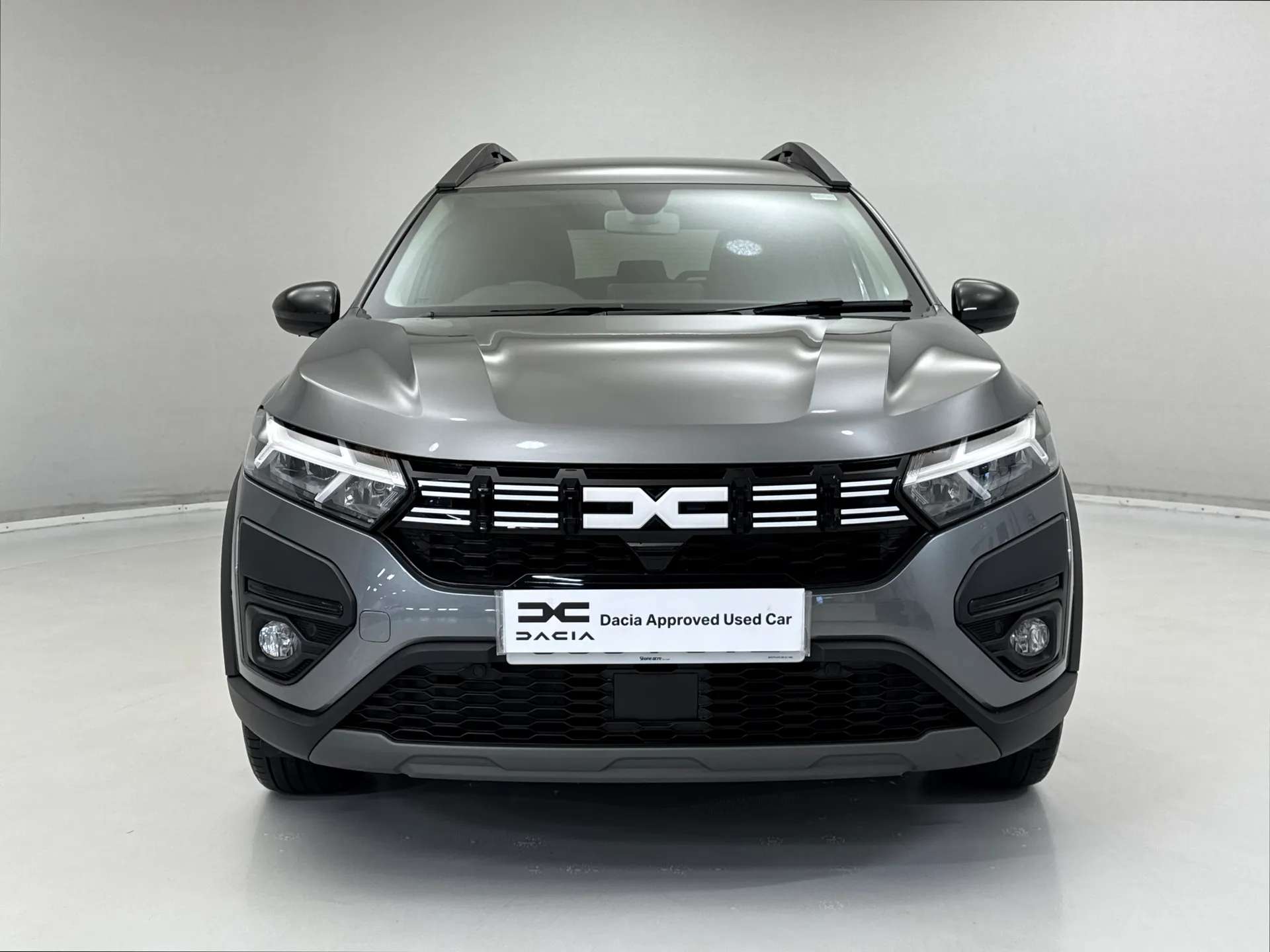 A 2022 DACIA JOGGER 1.0 TCe Extreme SE 5dr A 2022 DACIA JOGGER 1.0 TCe Extreme SE 5dr