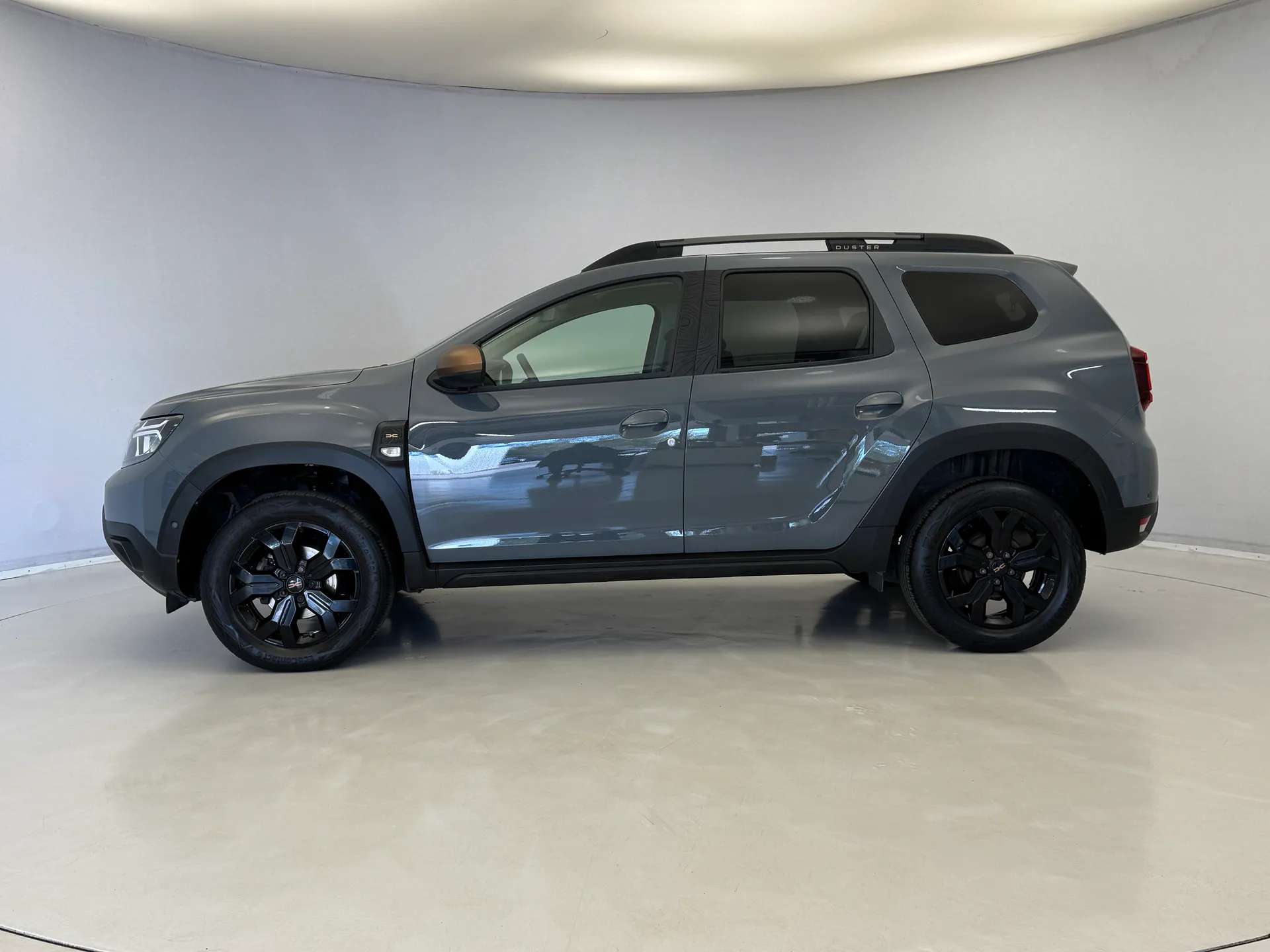 A 2023 DACIA DUSTER 1.3 TCe 130 Extreme SE 5dr A 2023 DACIA DUSTER 1.3 TCe 130 Extreme SE 5dr