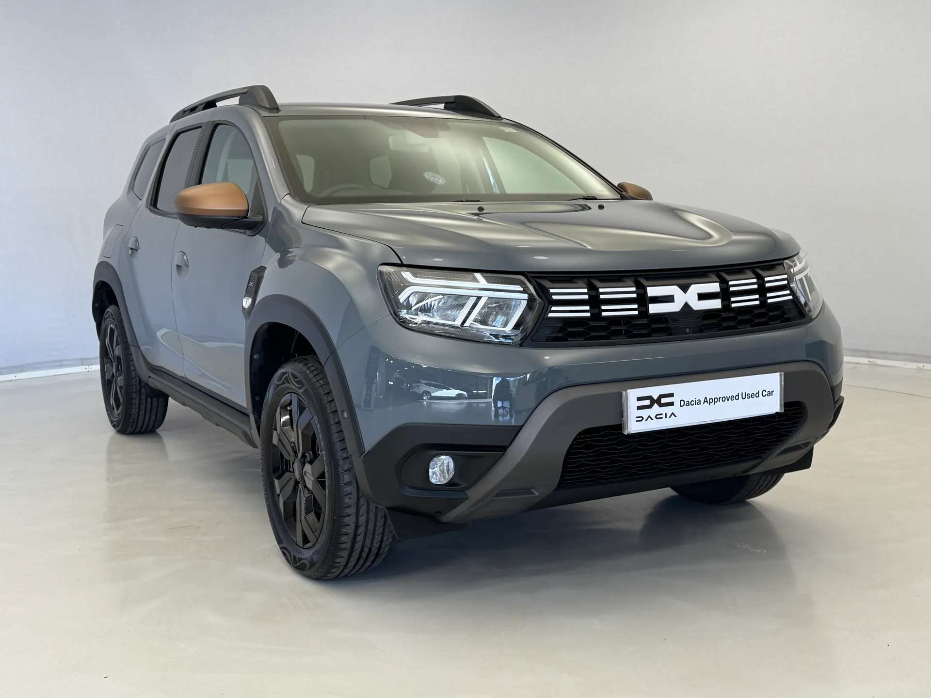 A 2023 DACIA DUSTER 1.3 TCe 130 Extreme SE 5dr A 2023 DACIA DUSTER 1.3 TCe 130 Extreme SE 5dr