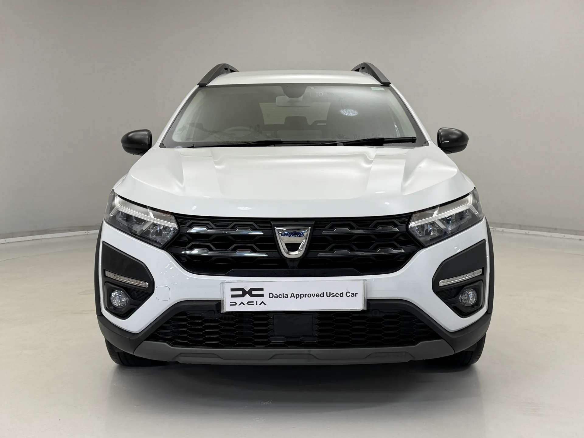 A 2023 DACIA JOGGER 1.0 TCe Extreme SE 5dr A 2023 DACIA JOGGER 1.0 TCe Extreme SE 5dr
