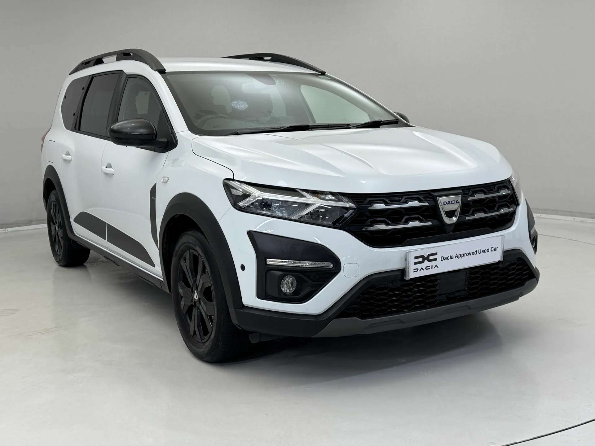 A 2023 DACIA JOGGER 1.0 TCe Extreme SE 5dr A 2023 DACIA JOGGER 1.0 TCe Extreme SE 5dr