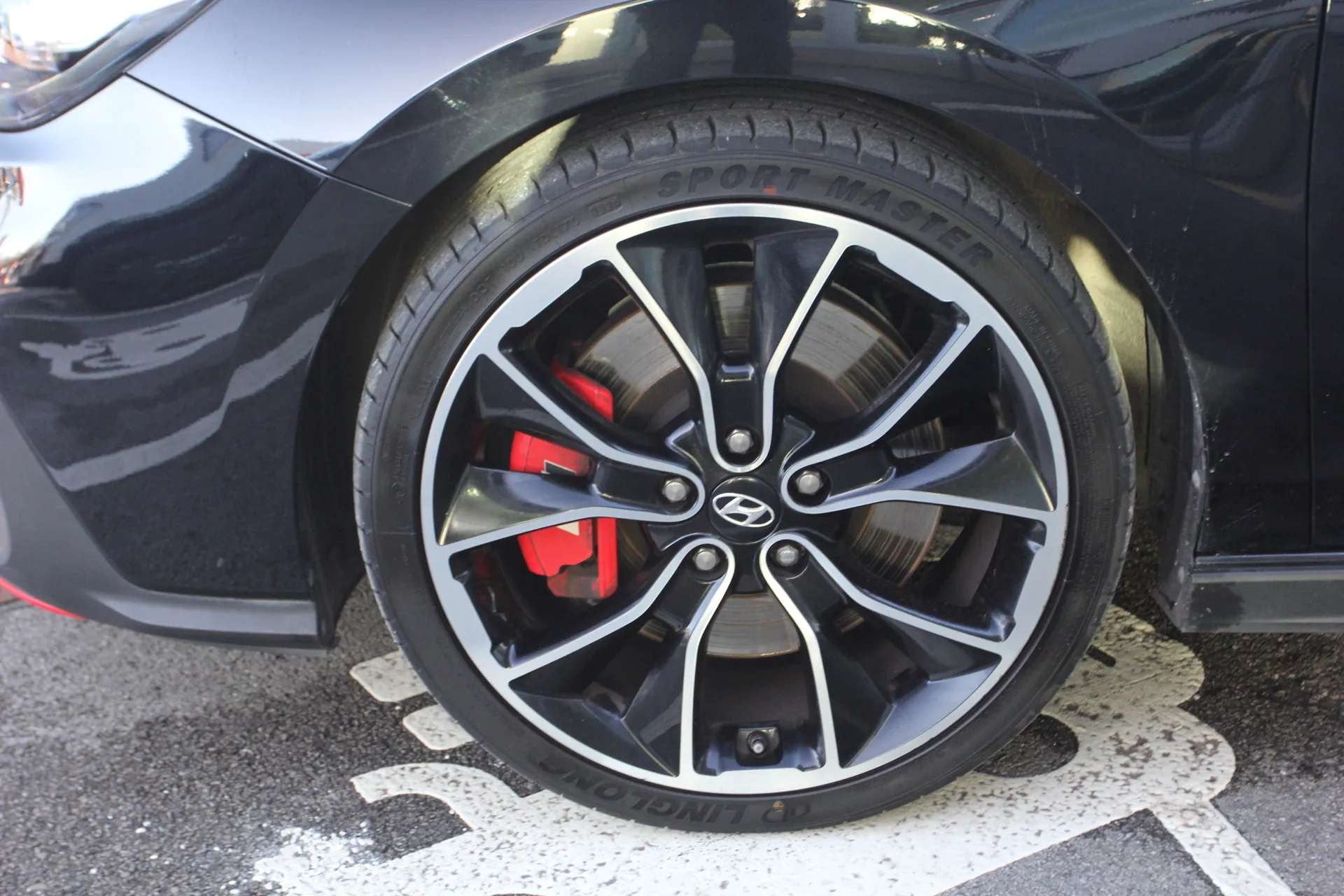 2019 HYUNDAI I30 FASTBACK 2019 HYUNDAI I30 FASTBACK