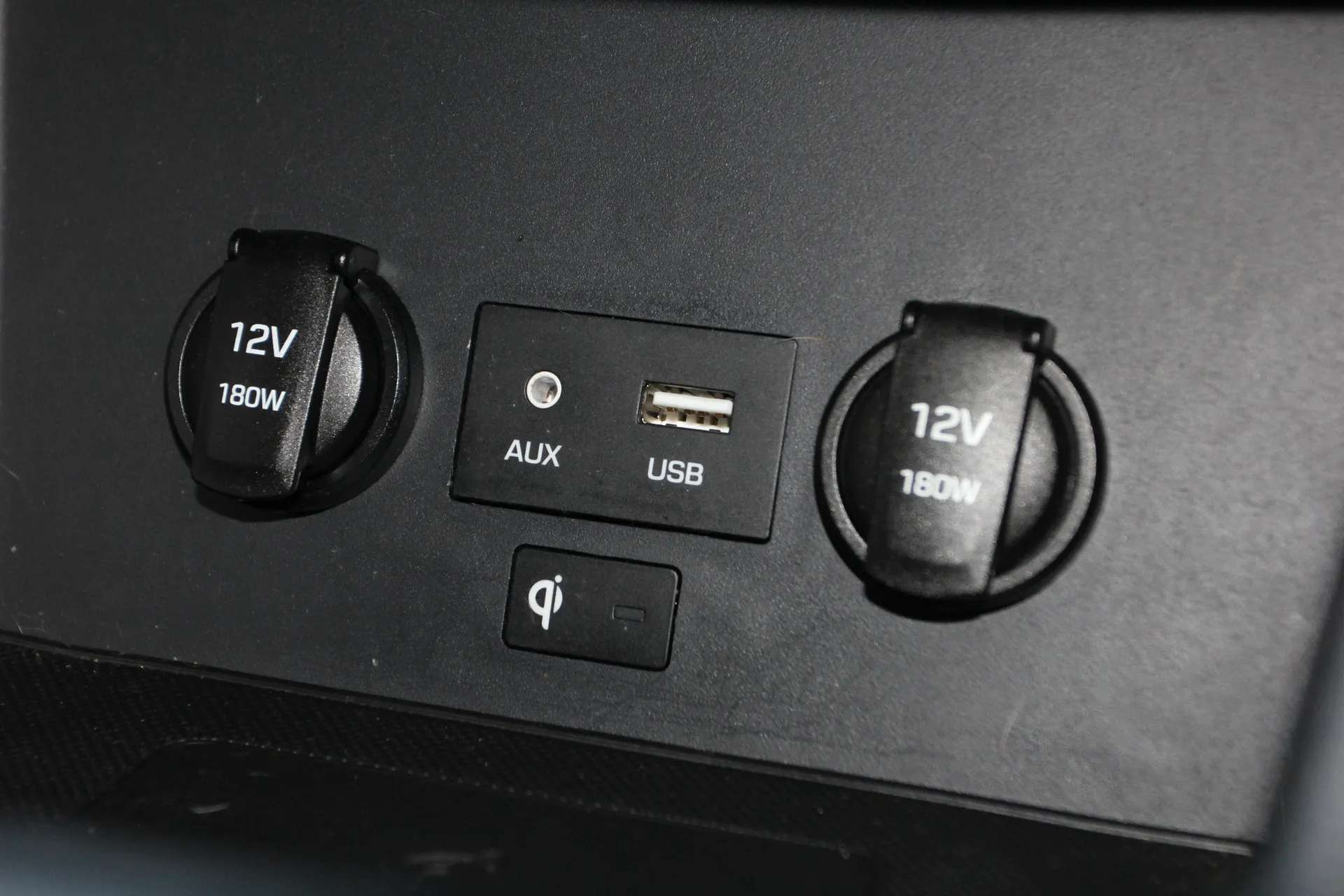 2019 HYUNDAI I30 FASTBACK 2019 HYUNDAI I30 FASTBACK