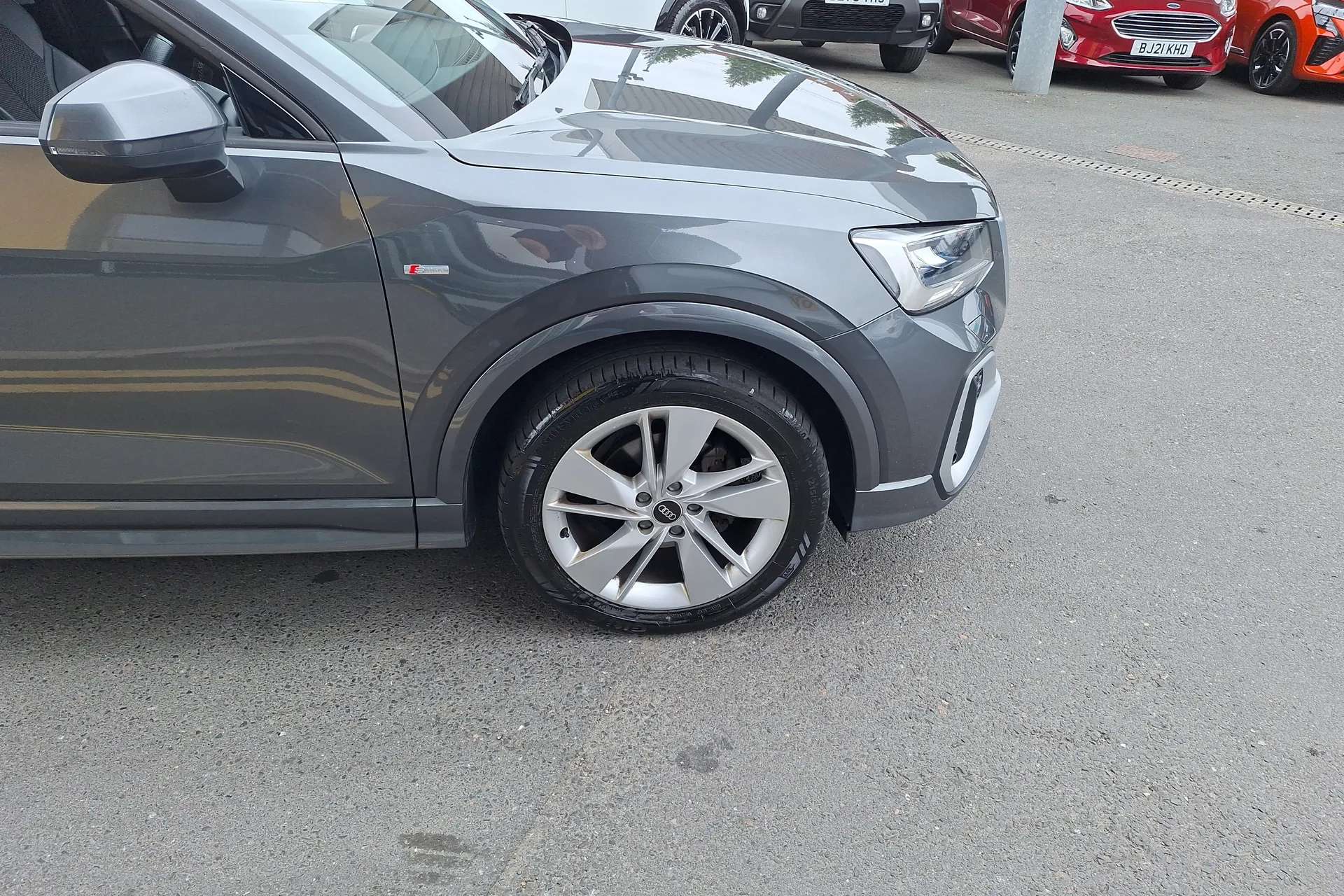 A 2022 AUDI Q2 30 TFSI S Line 5dr A 2022 AUDI Q2 30 TFSI S Line 5dr