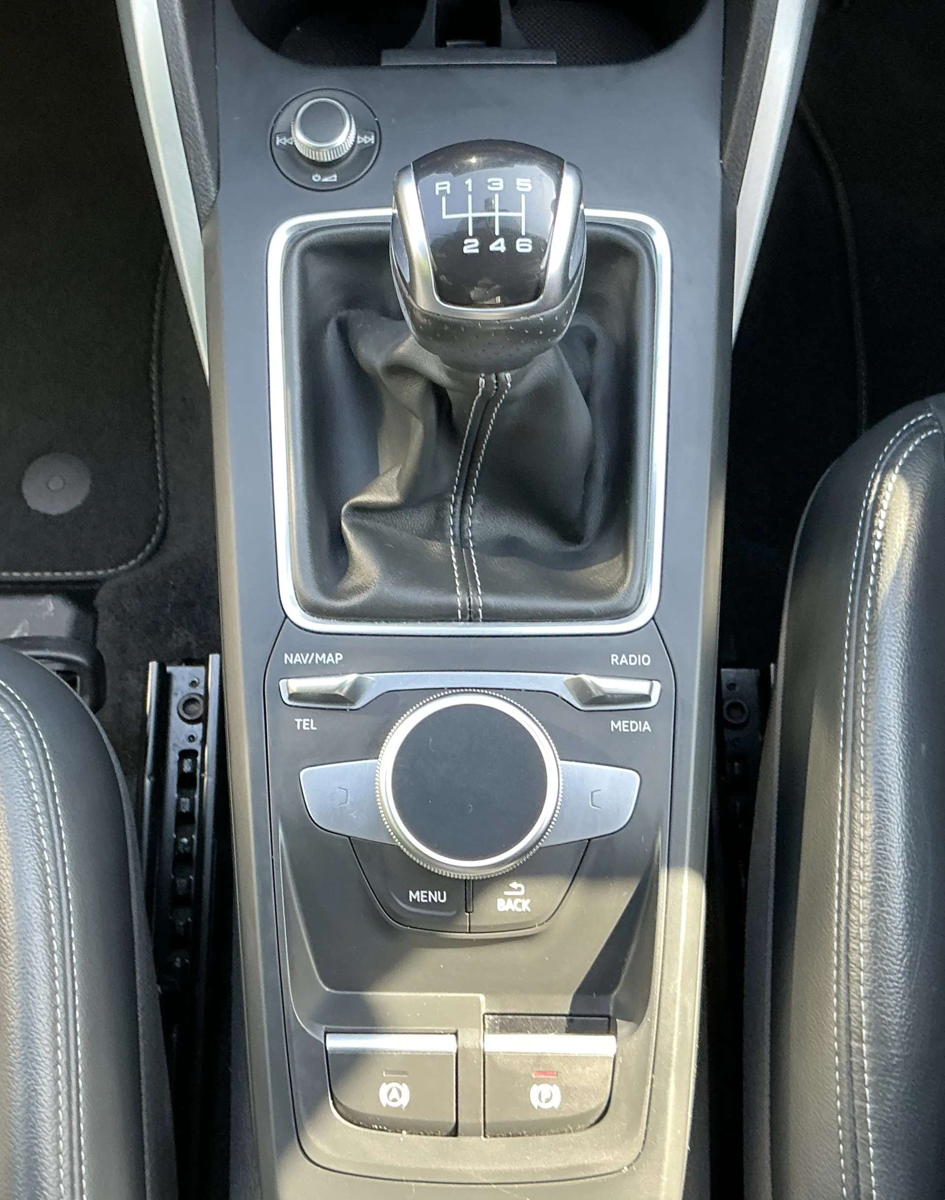2021 AUDI Q2 2021 AUDI Q2